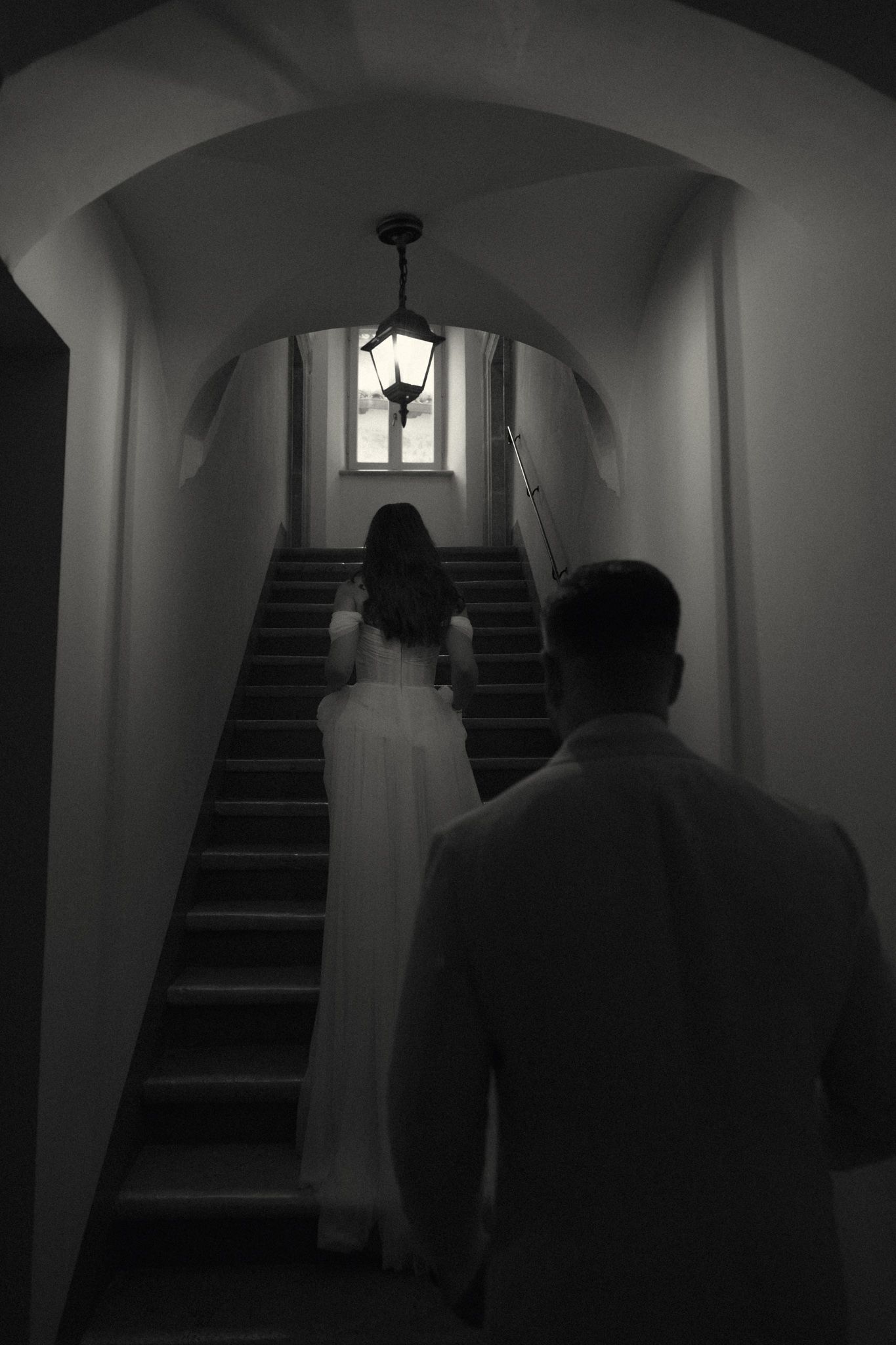 Hotel in Norcia, bride and groom before elopement in Castelluccio di Norcia