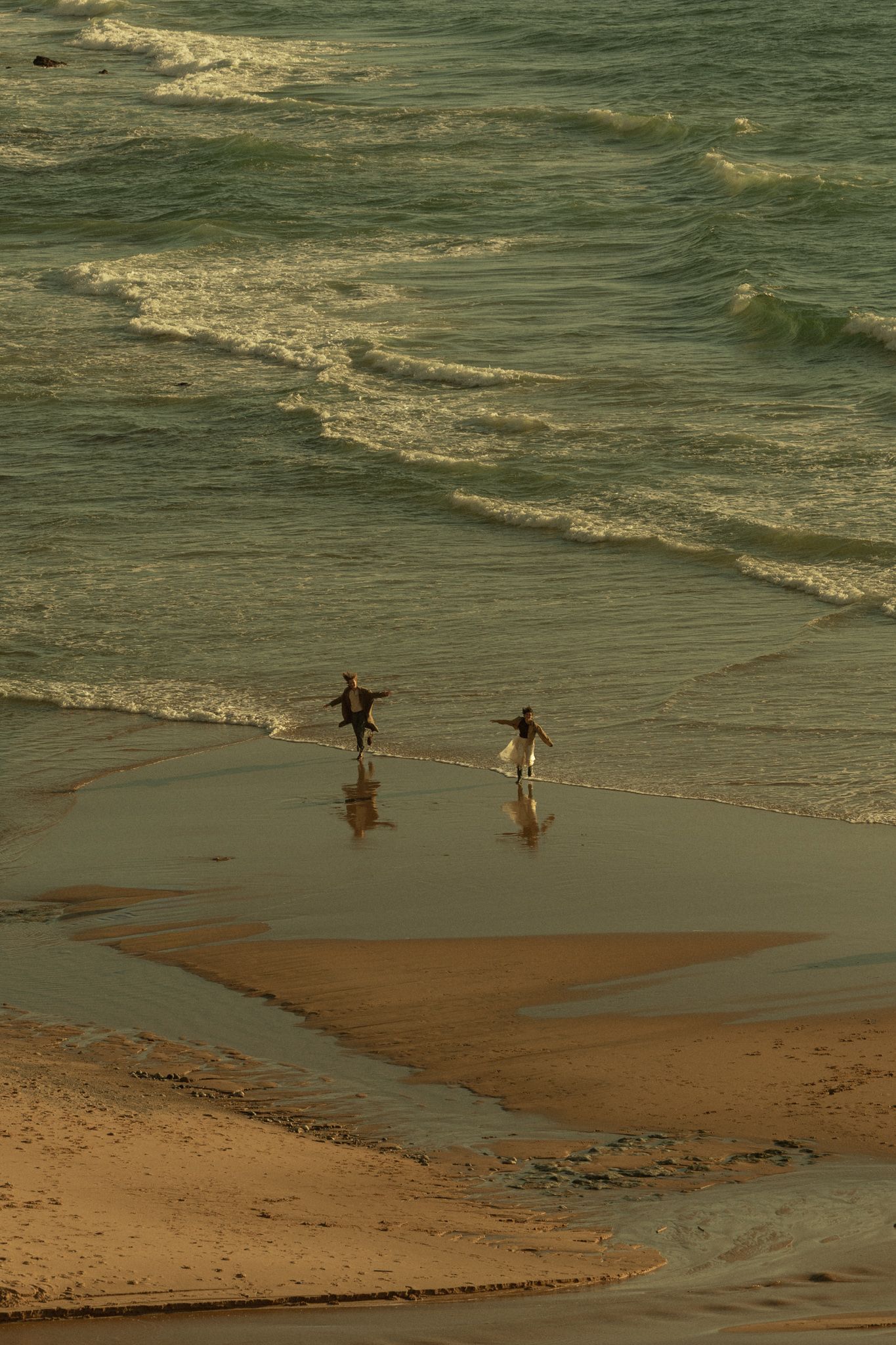 Couple session on a coastal beach near Lisbon, Portugal