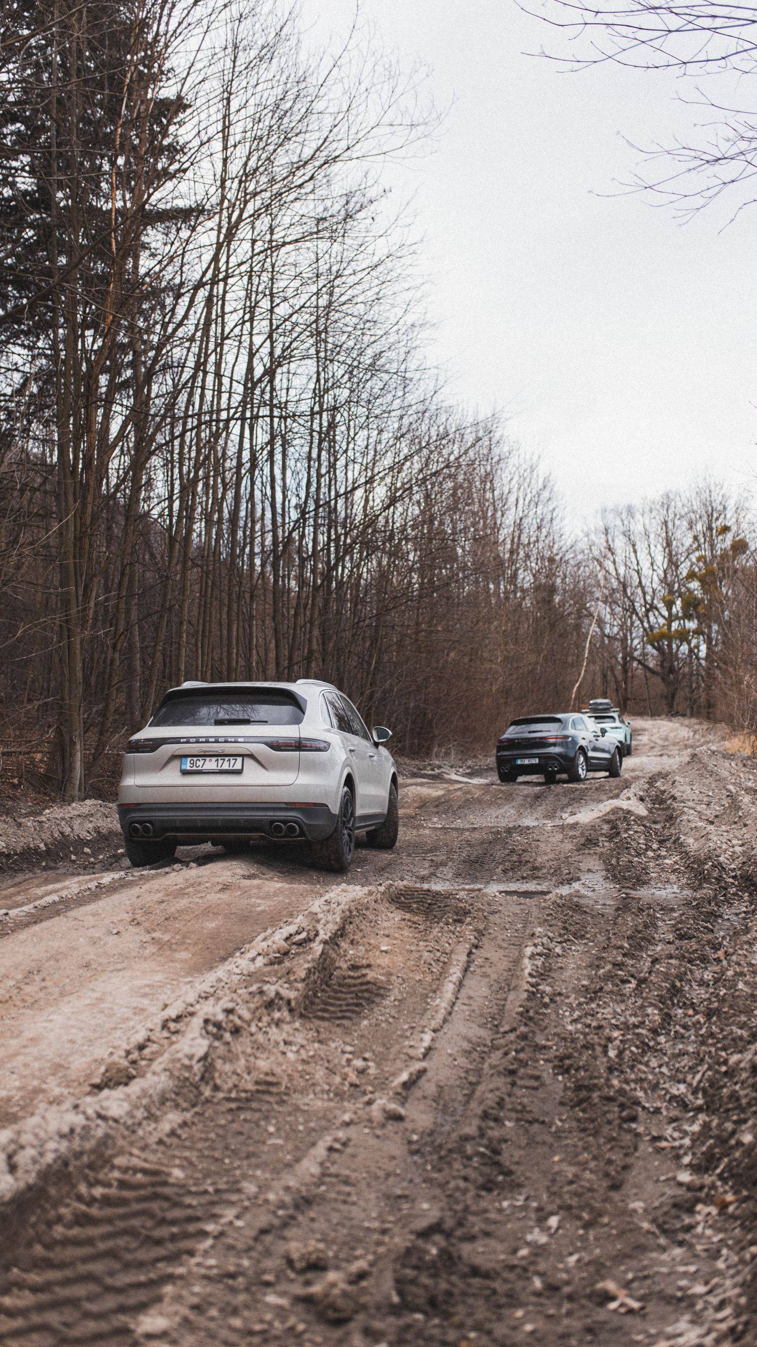 Porsche Offroad (Agentura: Fairytailors, Klient: Porsche Centrum Praha)