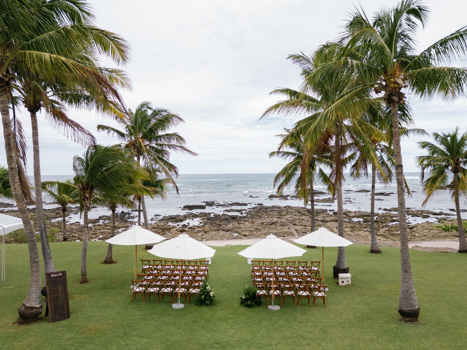 Tropical wedding decor and elegant reception details by Heidy Quesada Co.