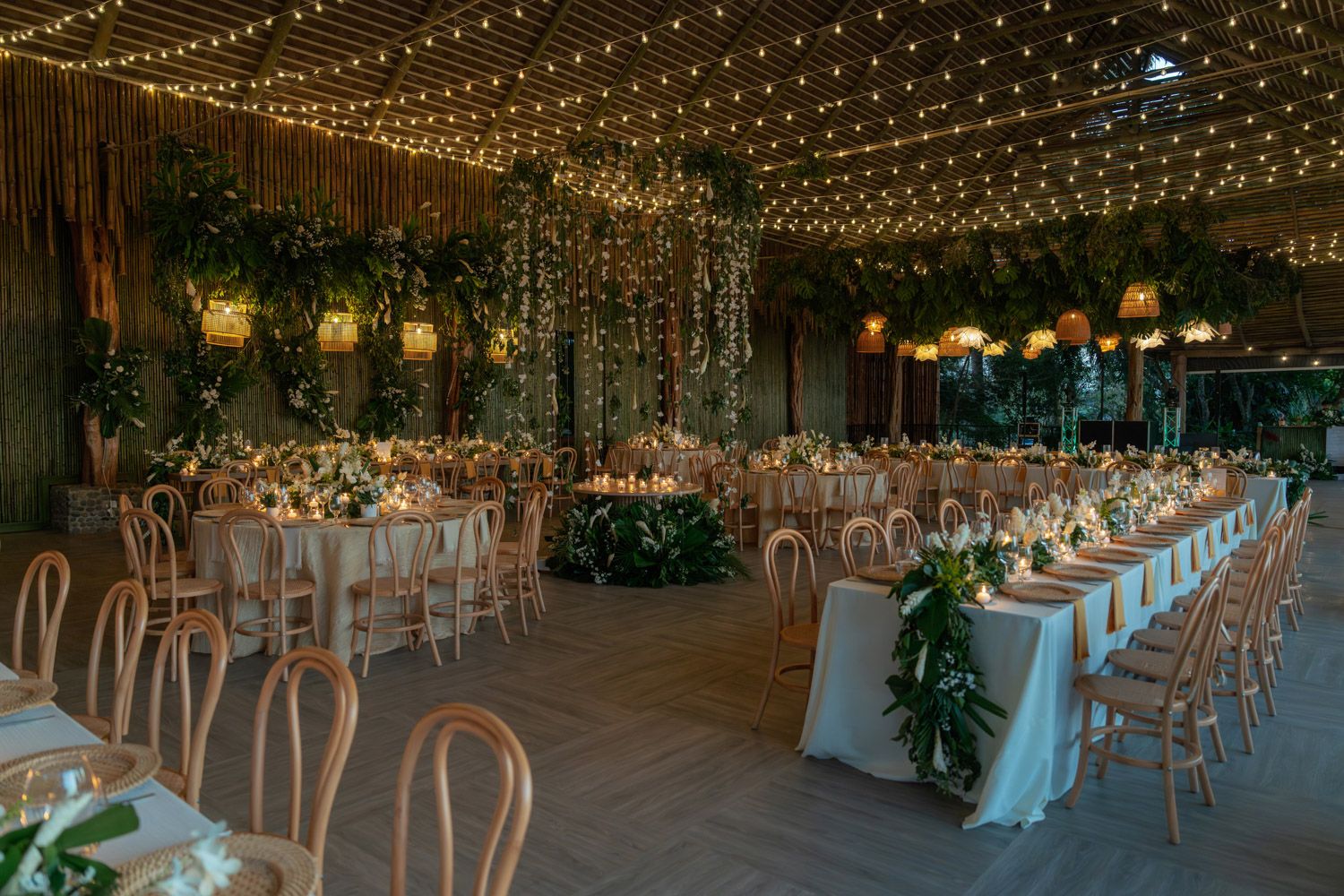 Wedding decor and design by One Heart Event Planning in Costa Rica.
