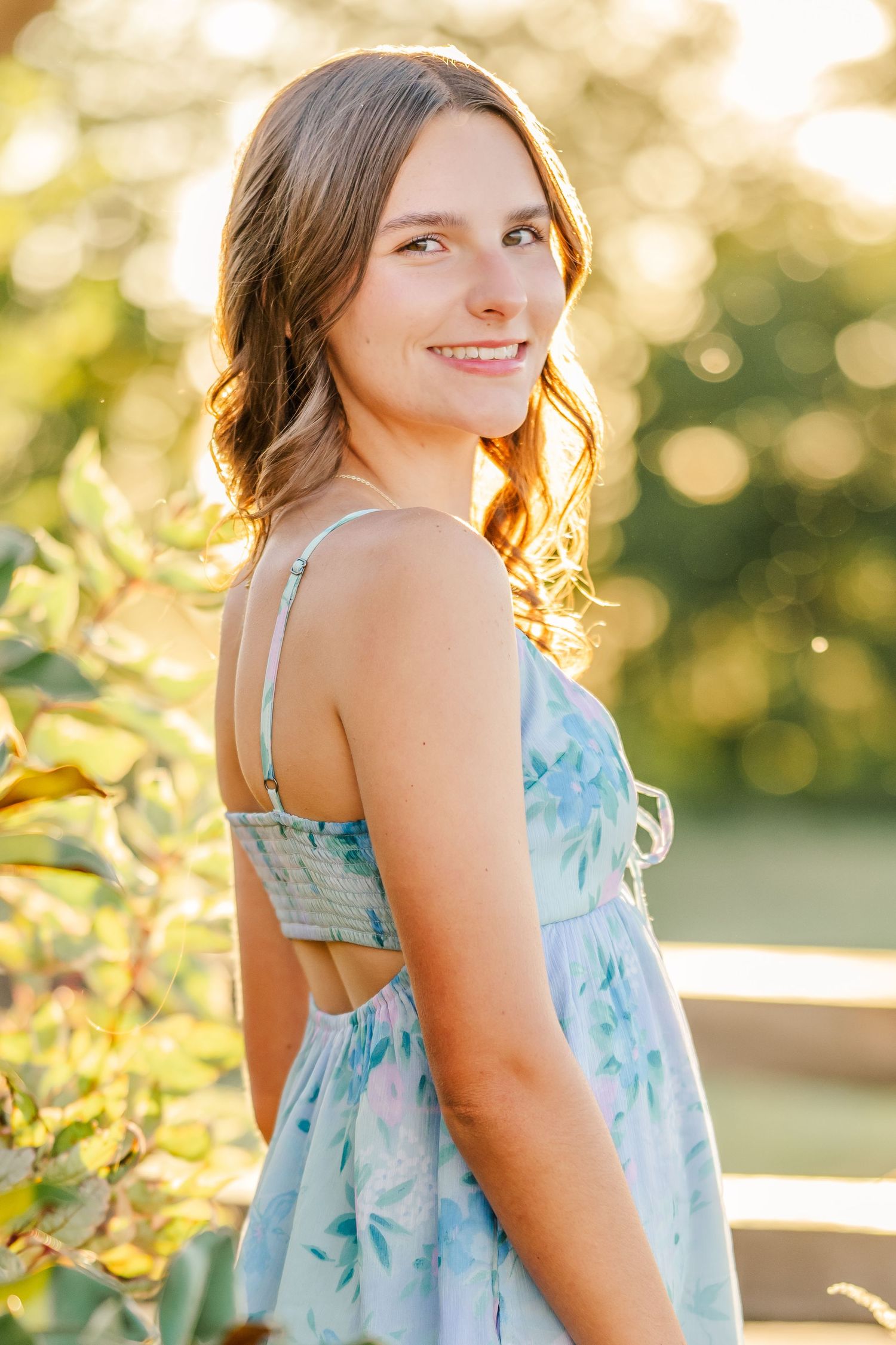 Senior photography session by Willow & Oaks Studios at The Old Barns at Dry Run Farms in Williamsport, Ohio.
