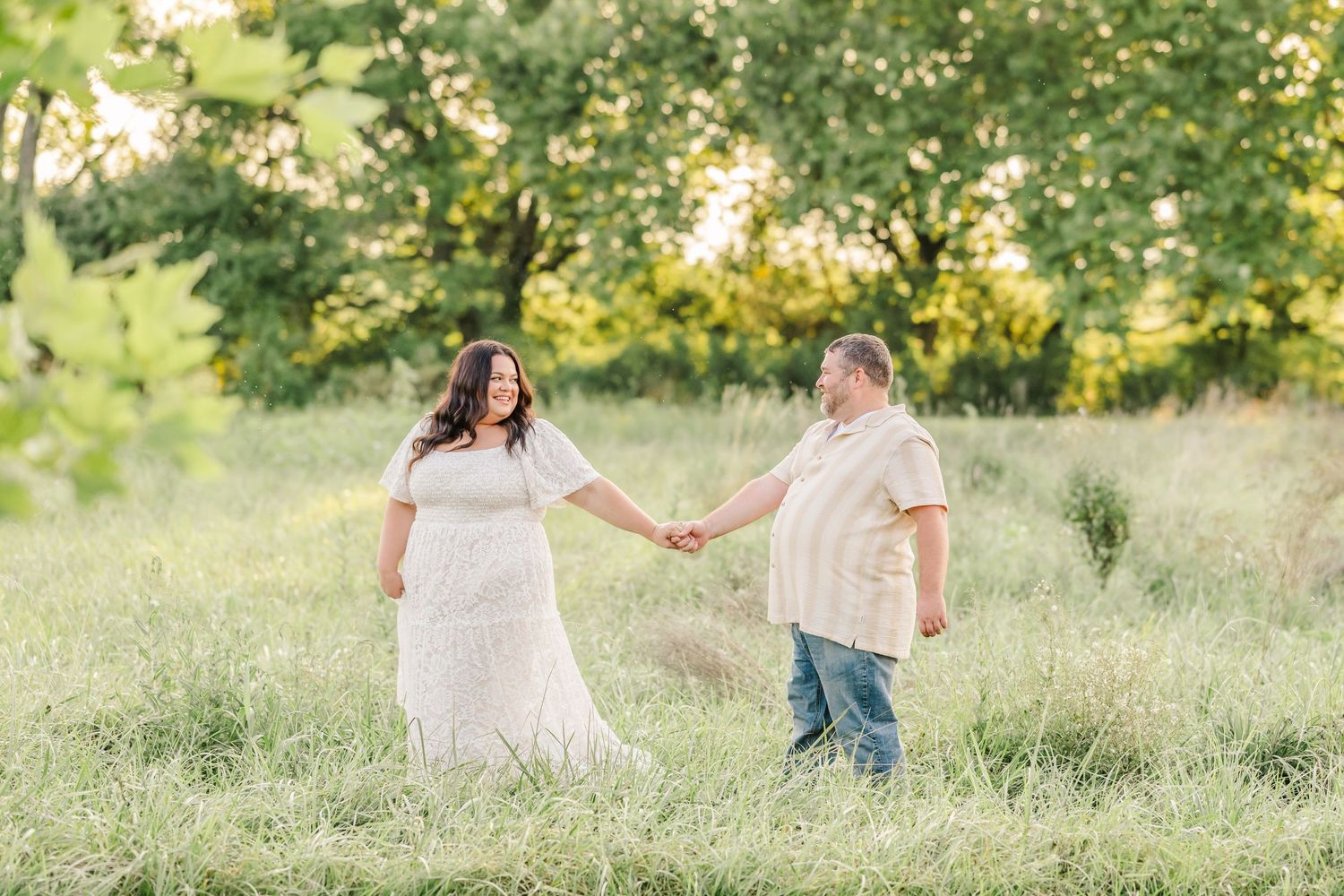 Engagement photography session by Willow & Oaks Studios at The Old Barns at Dry Run Farms in Williamsport, Ohio.