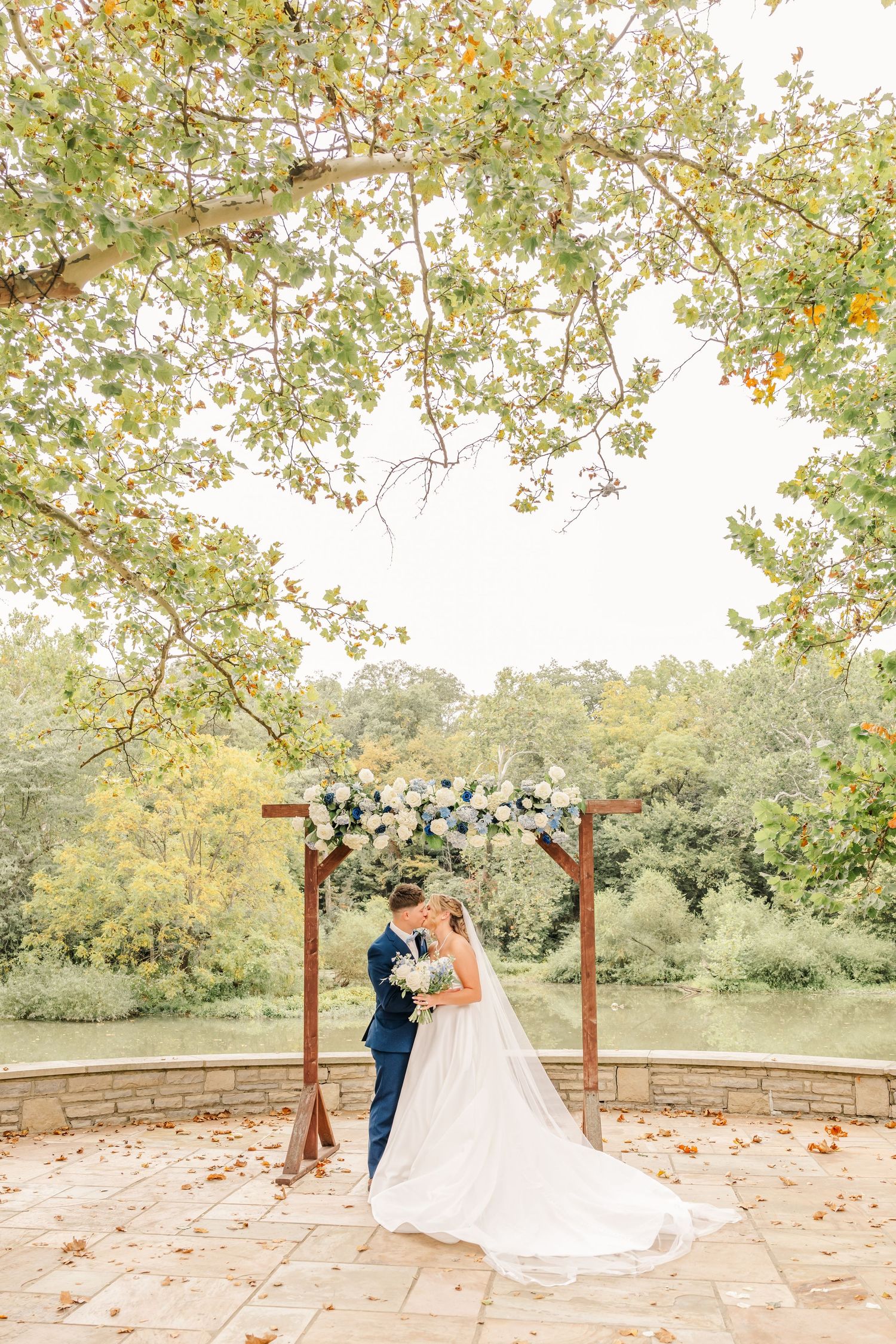 Fall wedding photography by Willow & Oaks Studios at Darby House Farms in Galloway, Ohio.