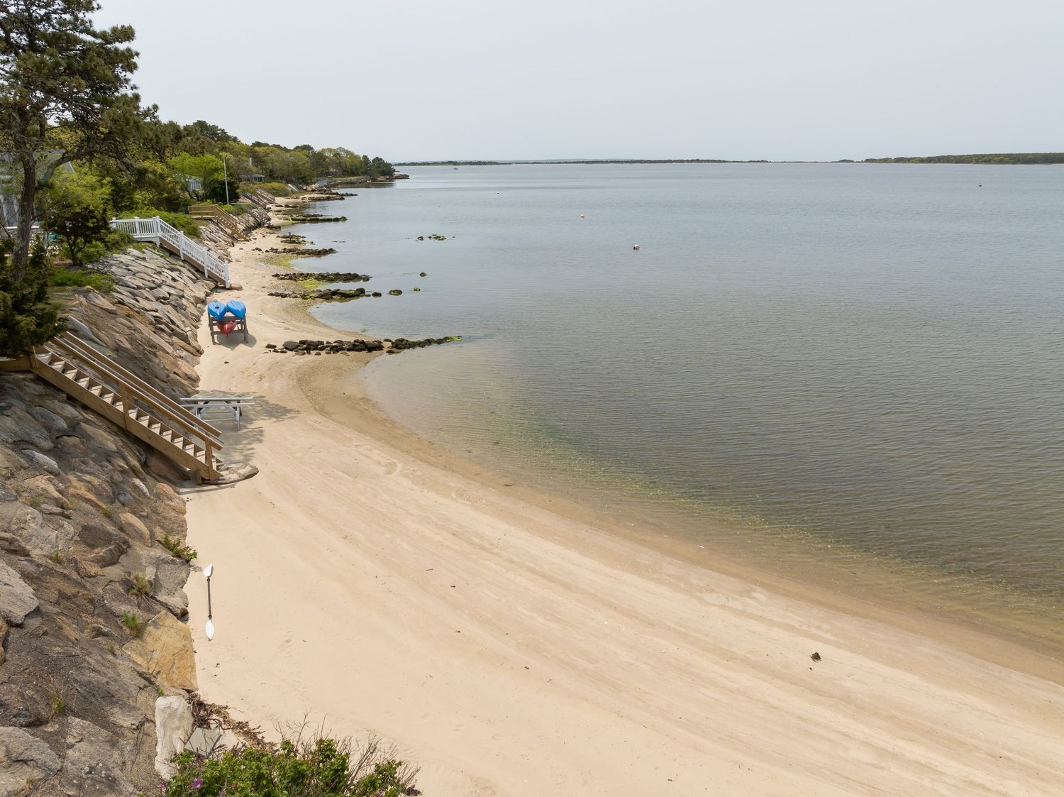 Discover the art of real estate photography by Ryan Maheu Photographic Services.