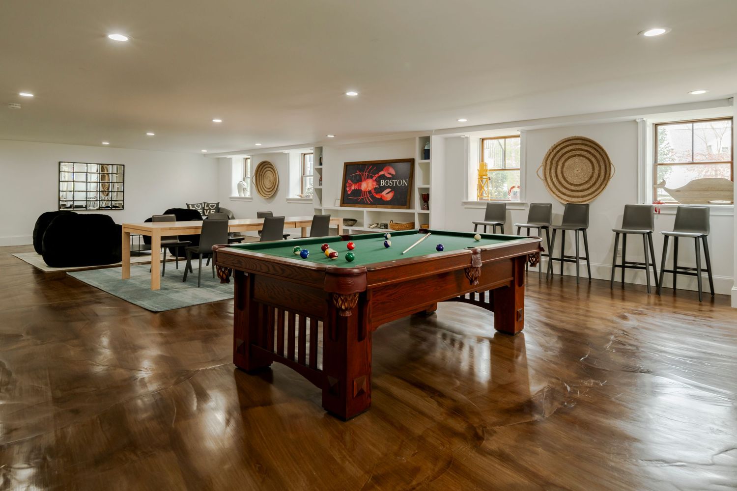 Discover the art of real estate photography by Ryan Maheu Photographic Services.