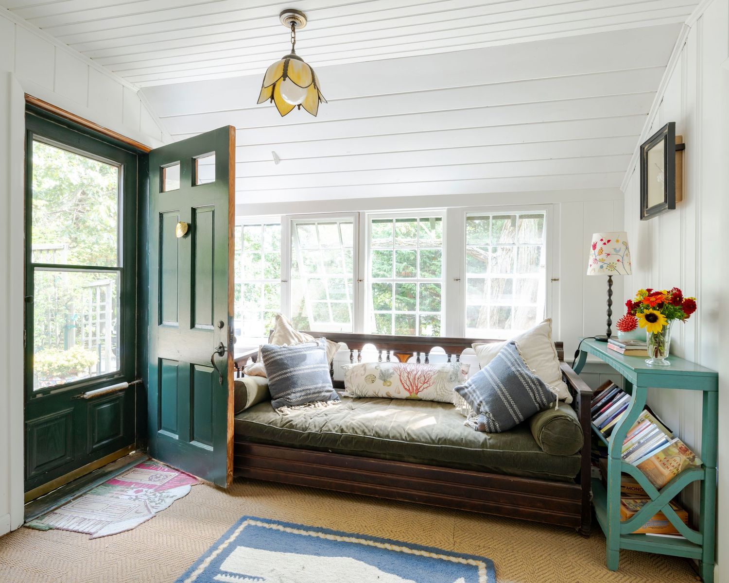 Discover the art of real estate photography by Ryan Maheu Photographic Services.