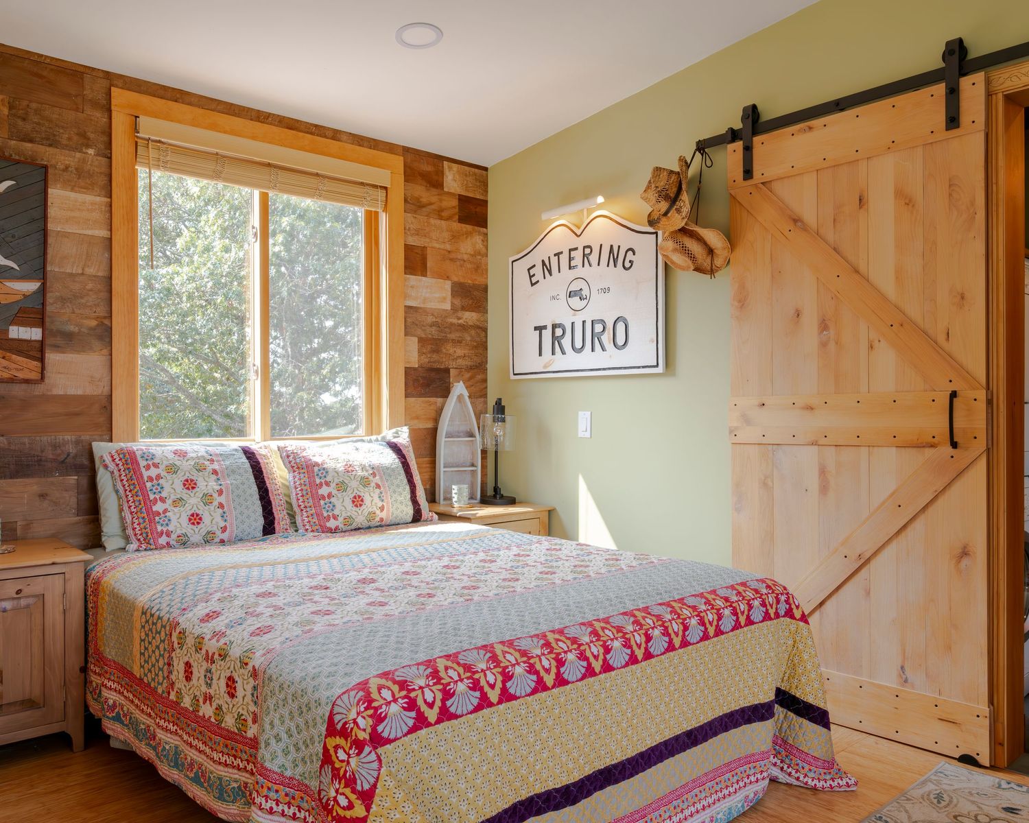Discover the art of real estate photography by Ryan Maheu Photographic Services.
