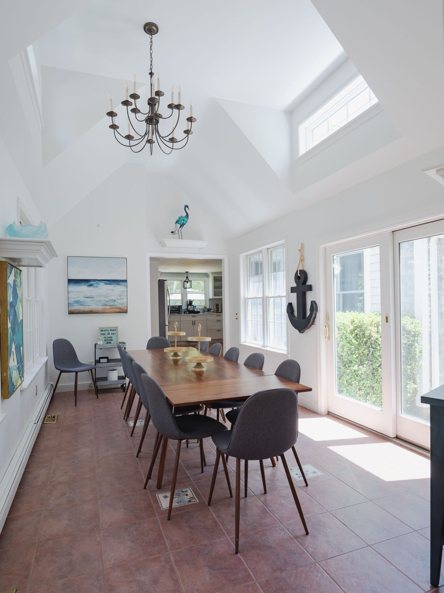 Discover the art of real estate photography by Ryan Maheu Photographic Services.