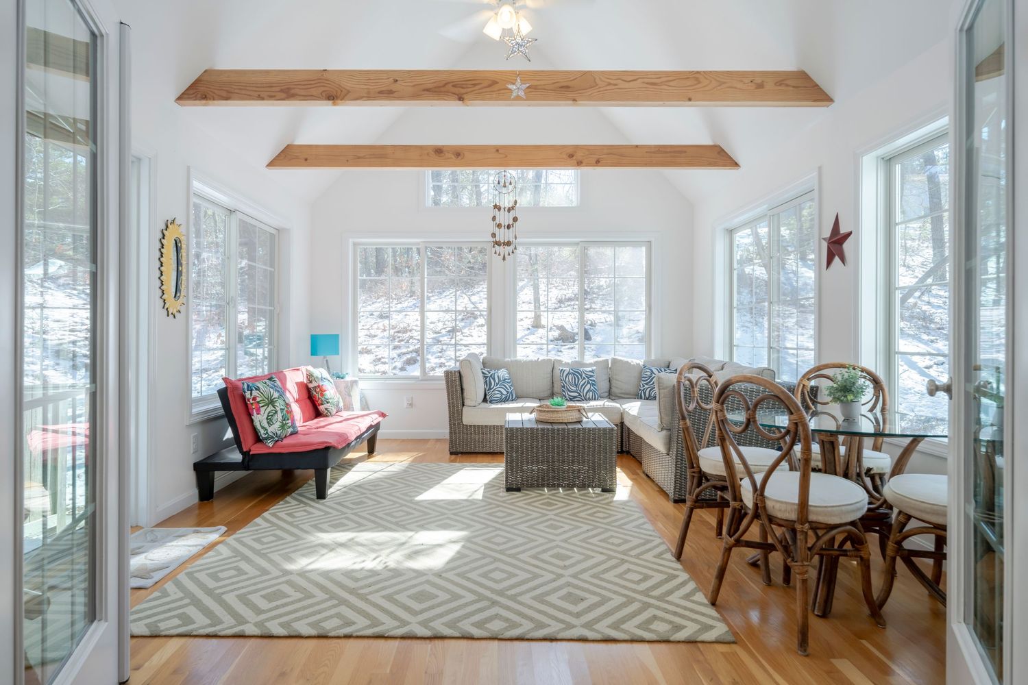 Discover the art of real estate photography by Ryan Maheu Photographic Services.