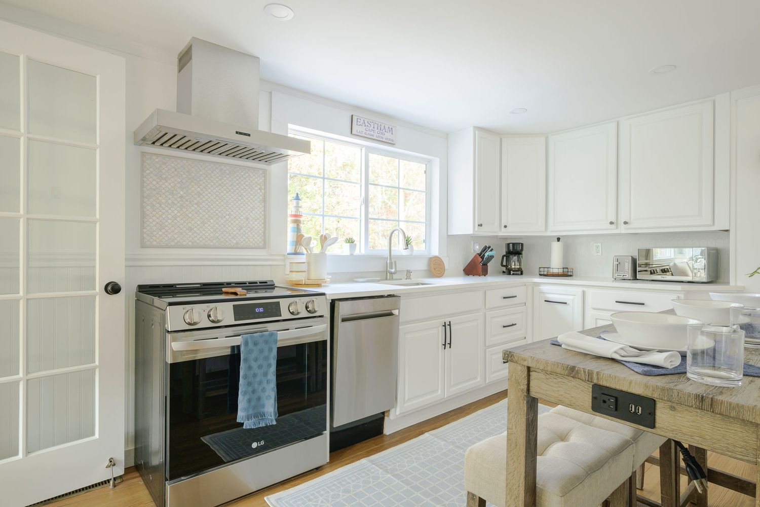 Discover the art of real estate photography by Ryan Maheu Photographic Services.