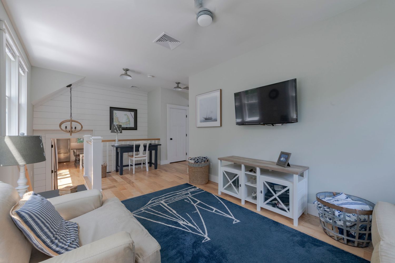 Discover the art of real estate photography by Ryan Maheu Photographic Services.