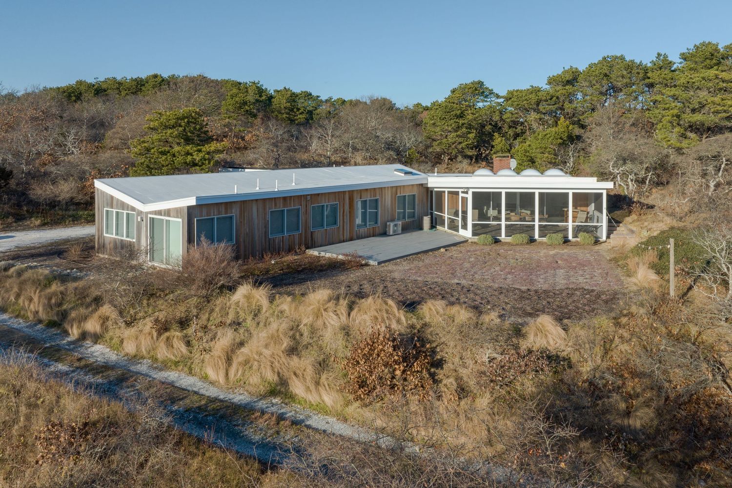 Discover the art of real estate photography by Ryan Maheu Photographic Services.