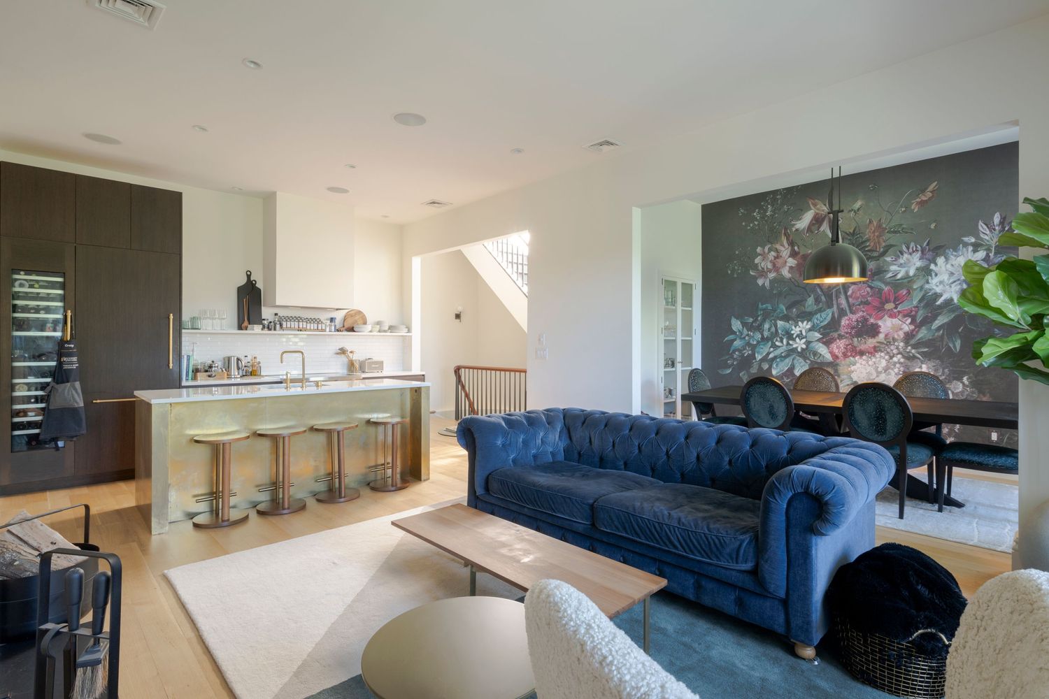 Discover the art of real estate photography by Ryan Maheu Photographic Services.