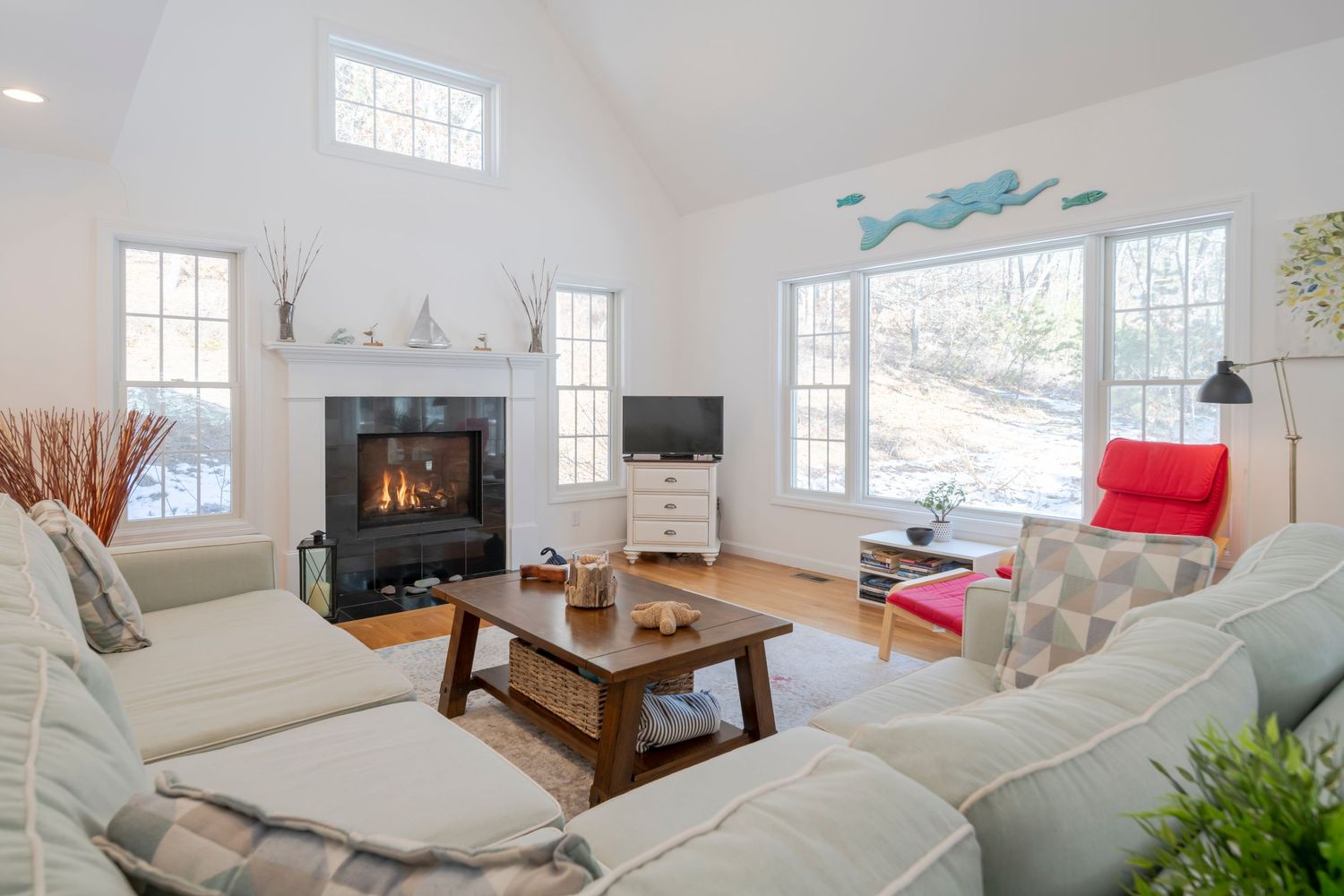 Discover the art of real estate photography by Ryan Maheu Photographic Services.