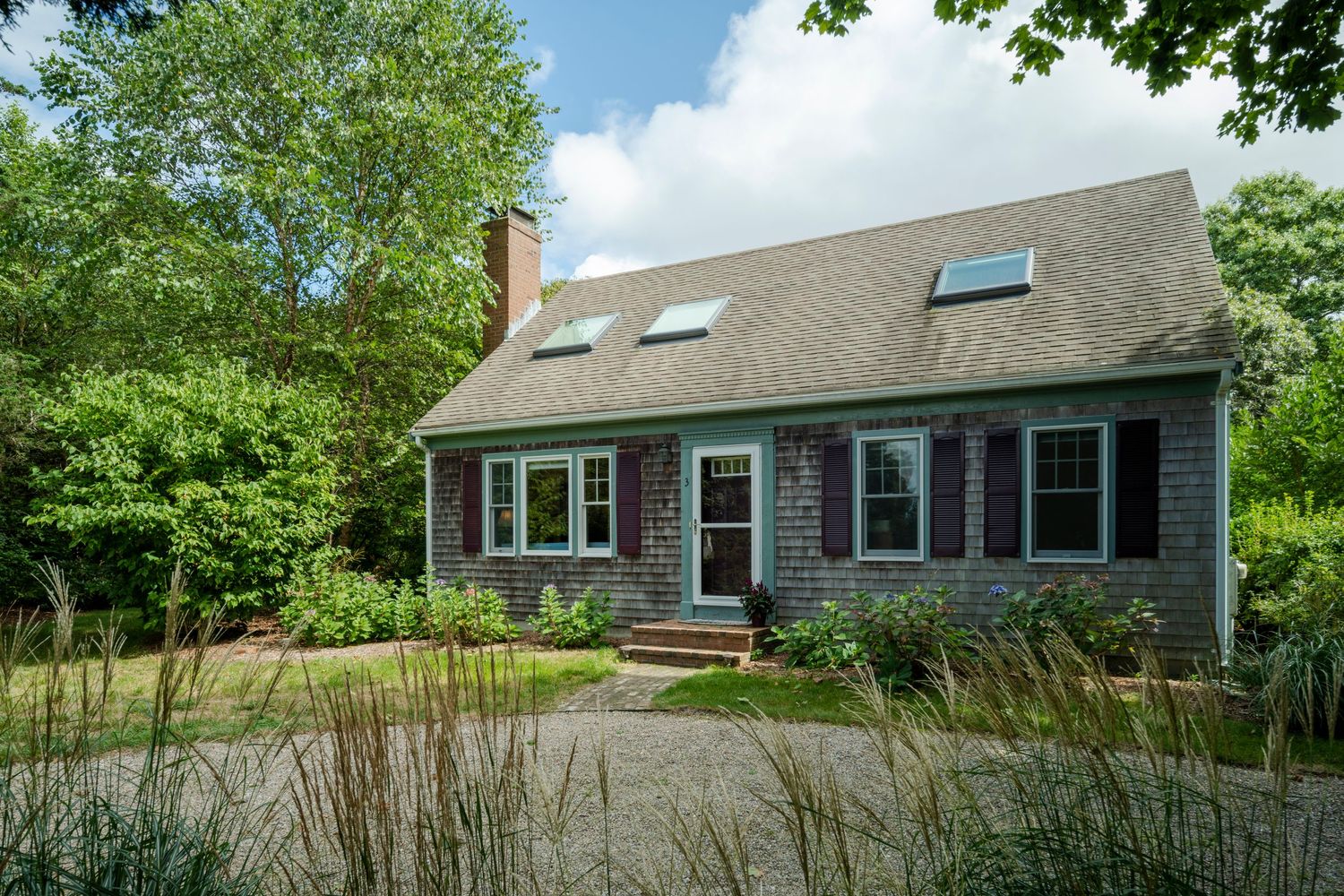 Discover the art of real estate photography by Ryan Maheu Photographic Services.