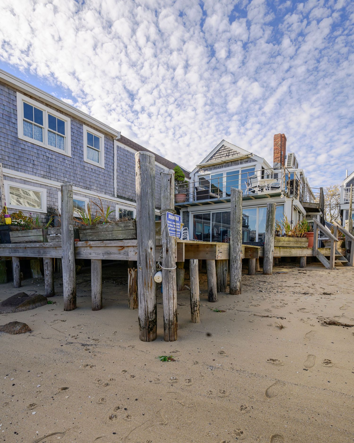 Discover the art of real estate photography by Ryan Maheu Photographic Services.