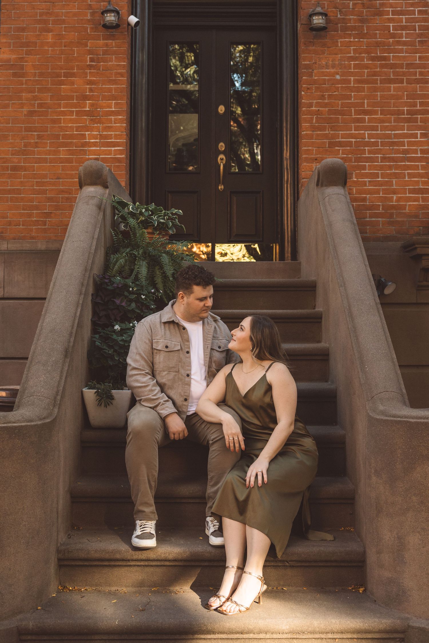 cute and timeless engagement photos in NYC