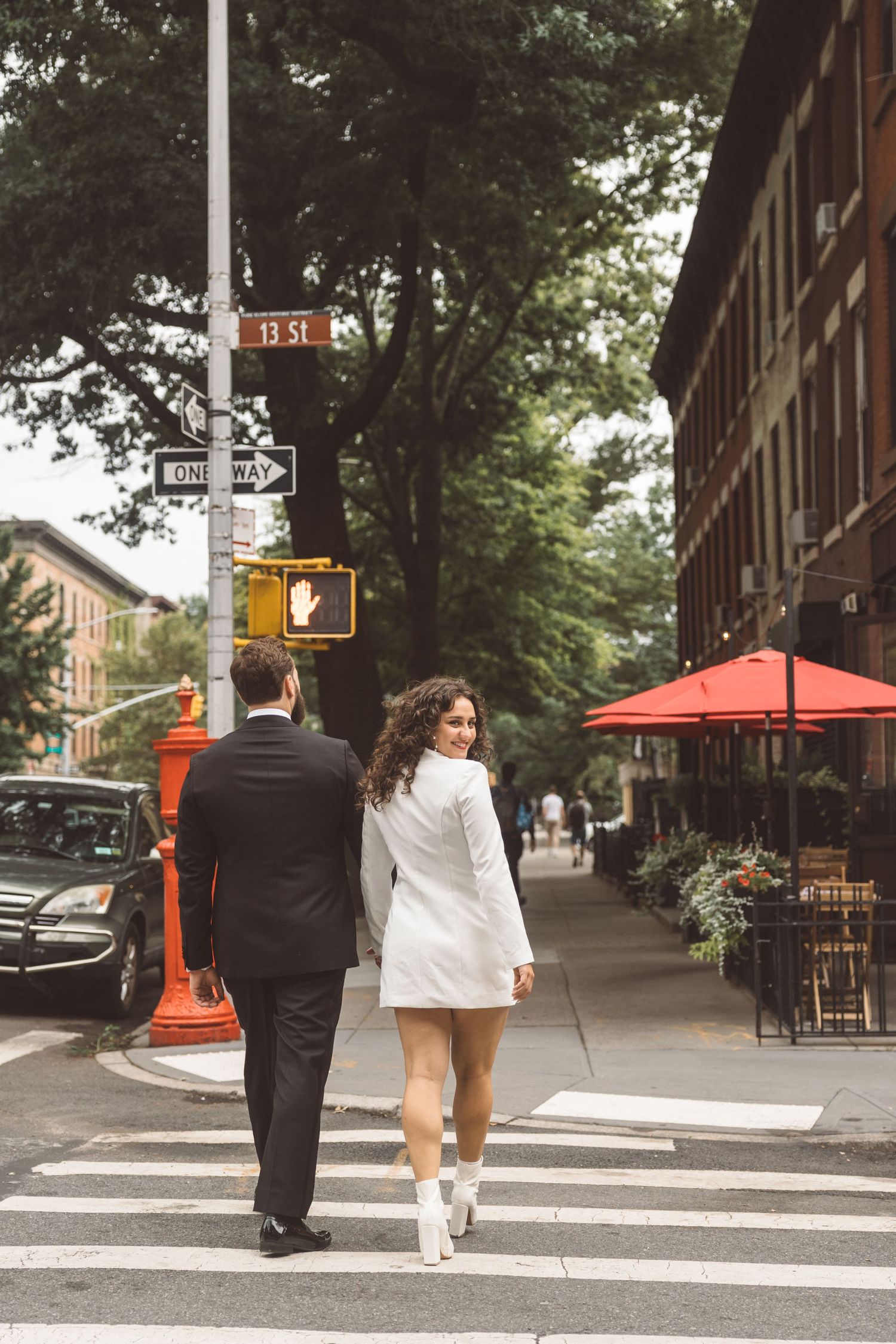 couple walking around NYC
