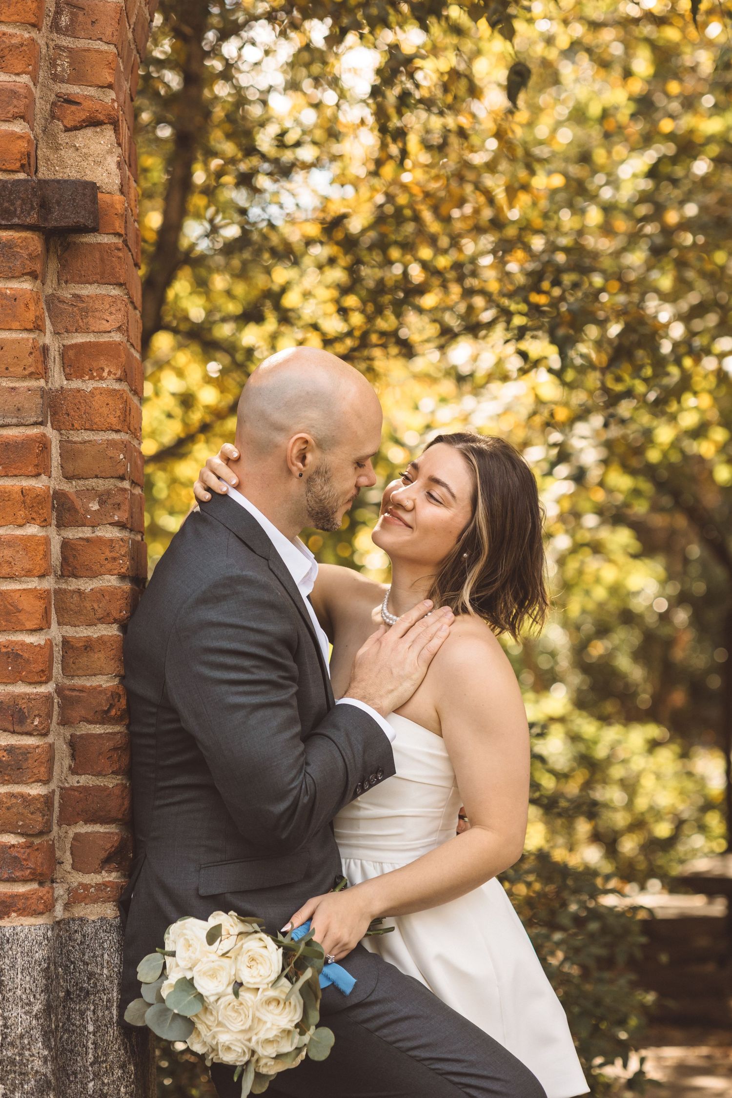 Golden hour bridal portraits in New York