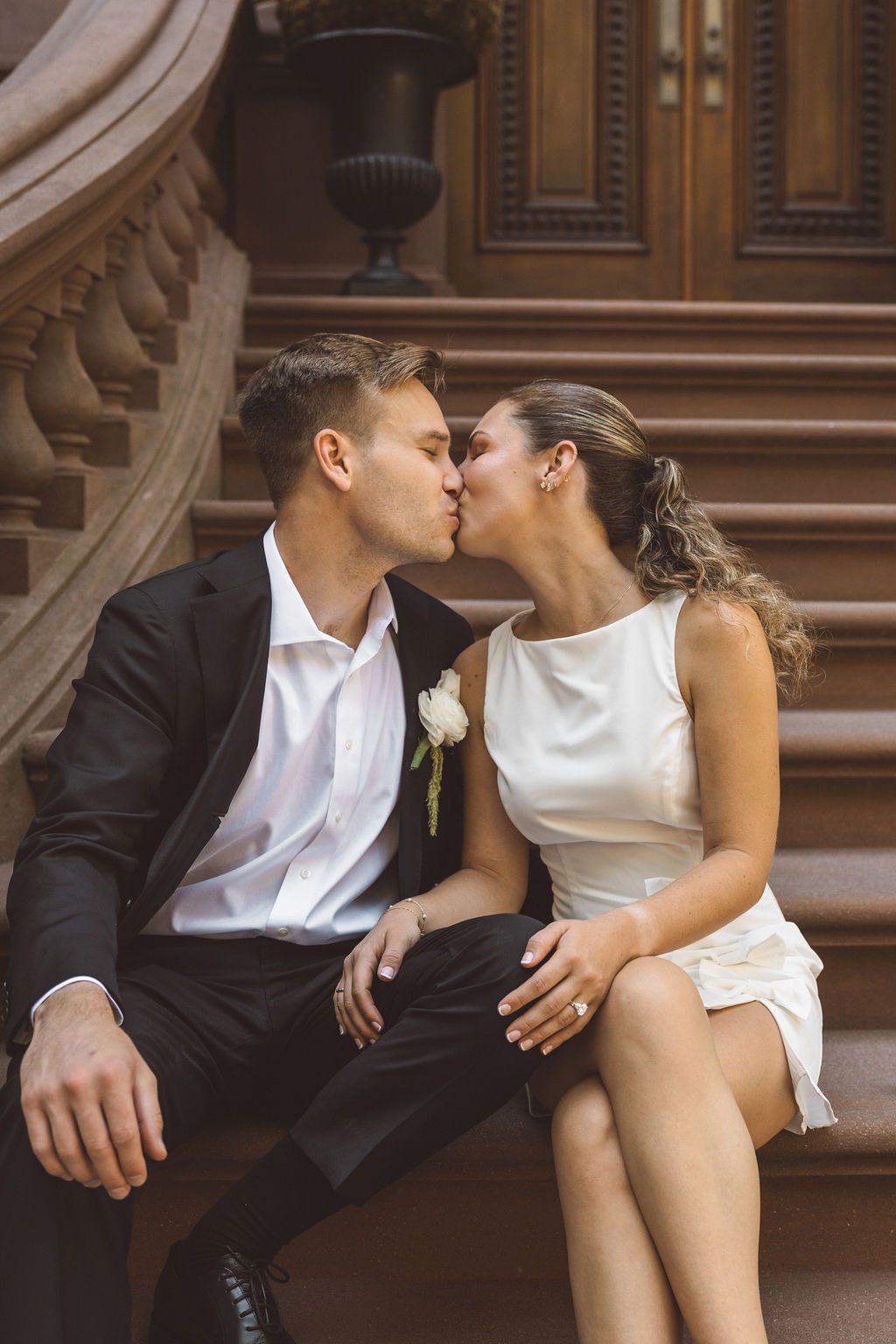 portrait of the newly married couple walking around NY