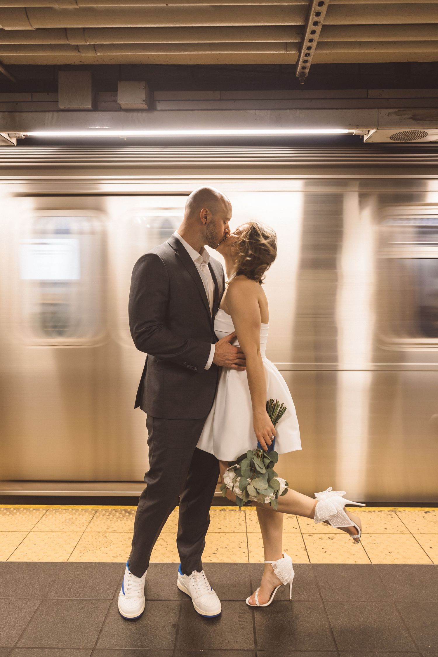 Elegant bridal photos around NYC