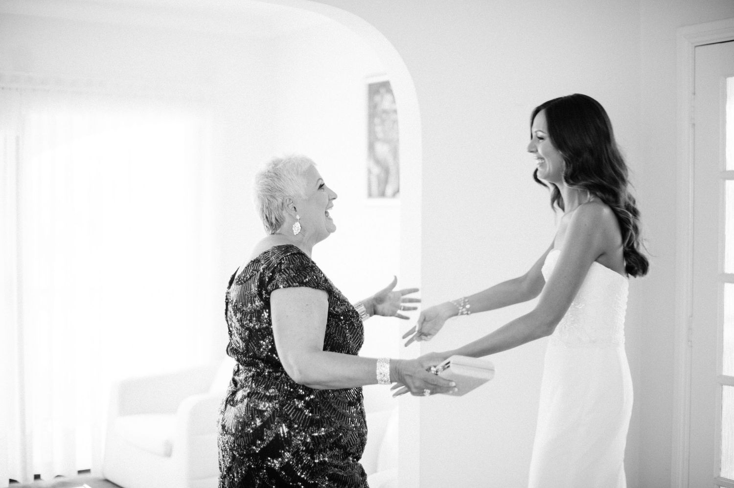 Tina Piltz photographs heartfelt family and wedding moments on location — serving Sutherland Shire, South Sydney & Sydney’s Eastern Suburbs.