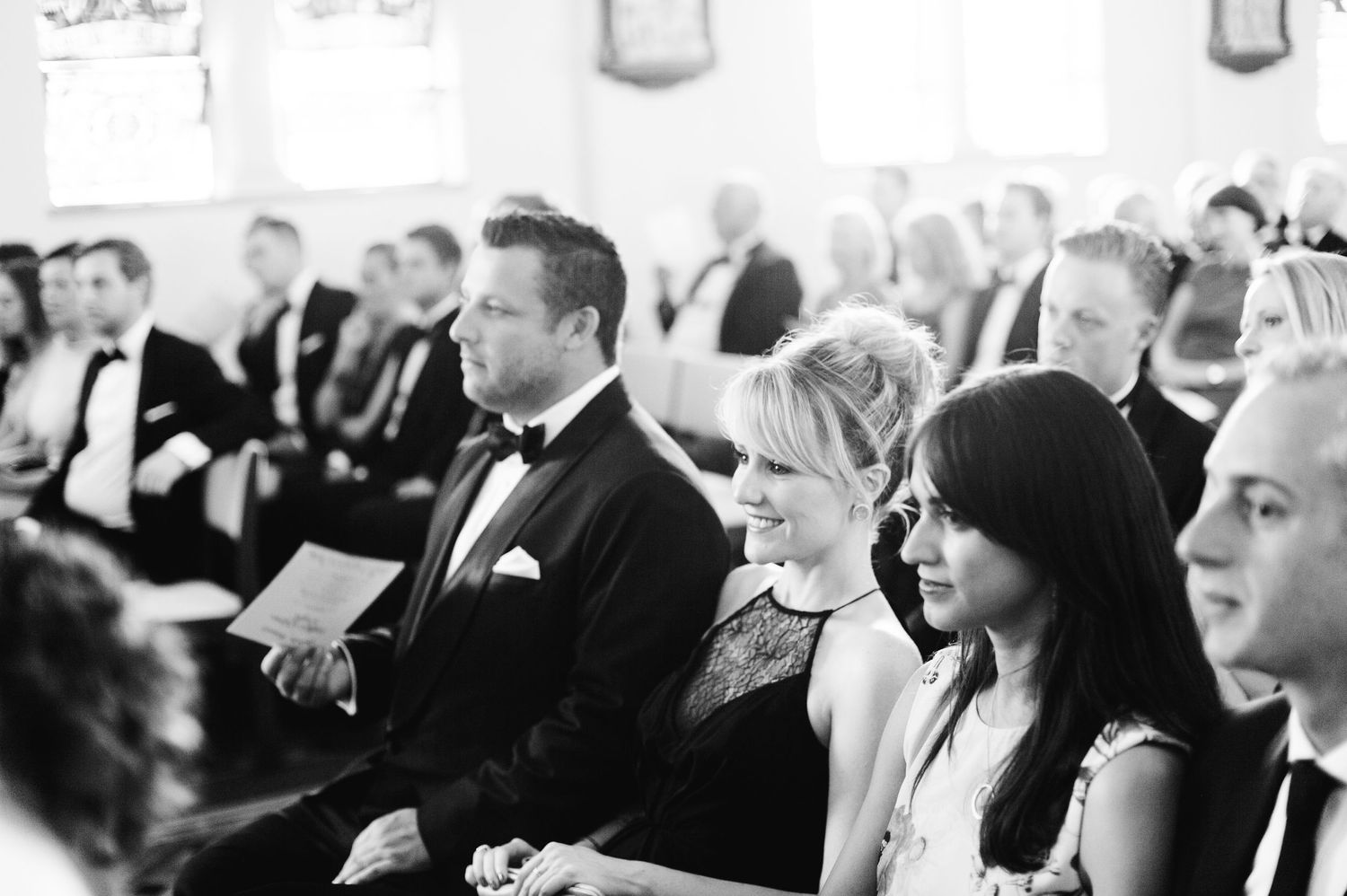 Tina Piltz photographs heartfelt family and wedding moments on location — serving Sutherland Shire, South Sydney & Sydney’s Eastern Suburbs.