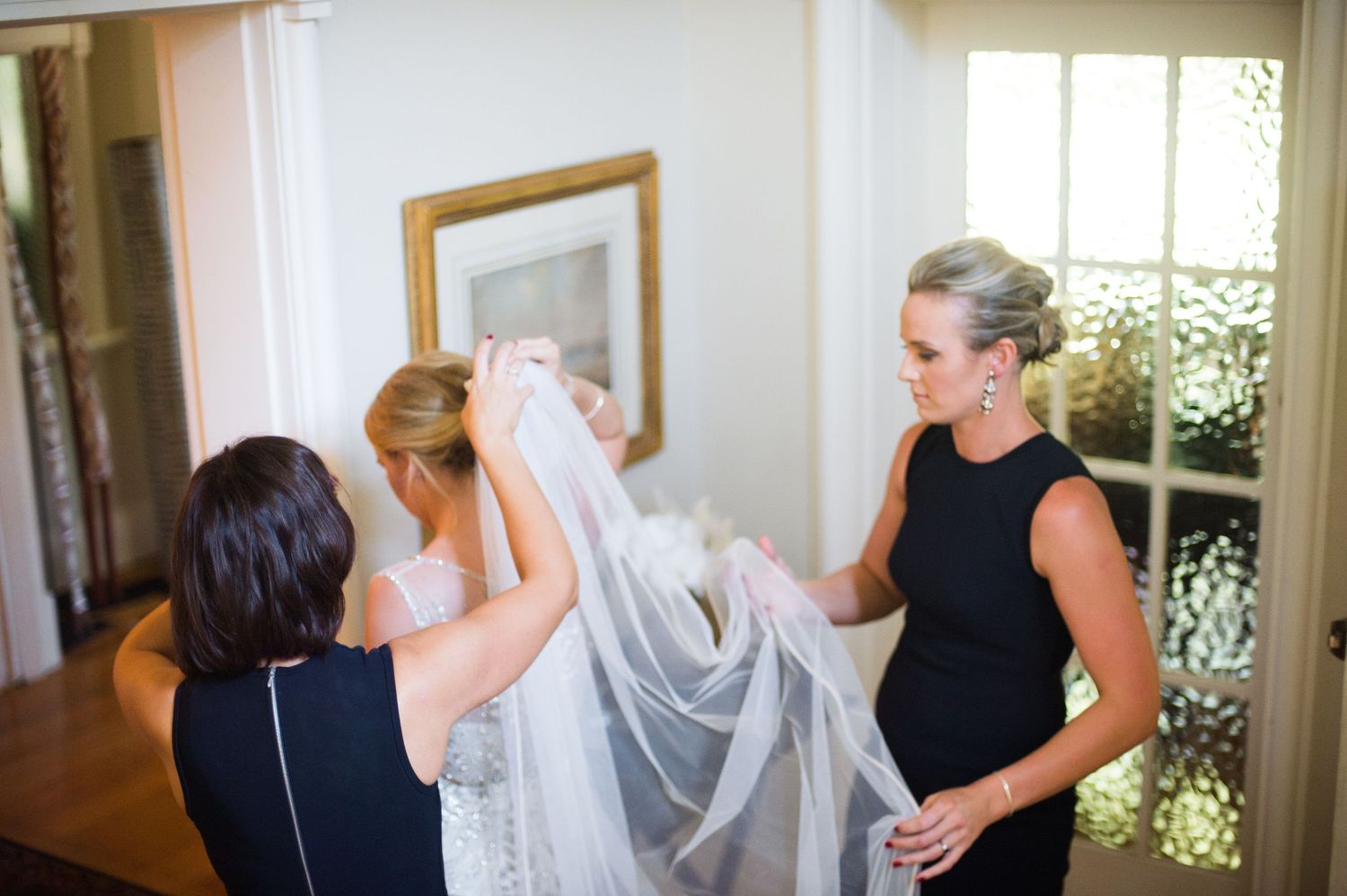 Tina Piltz photographs heartfelt family and wedding moments on location — serving Sutherland Shire, South Sydney & Sydney’s Eastern Suburbs.