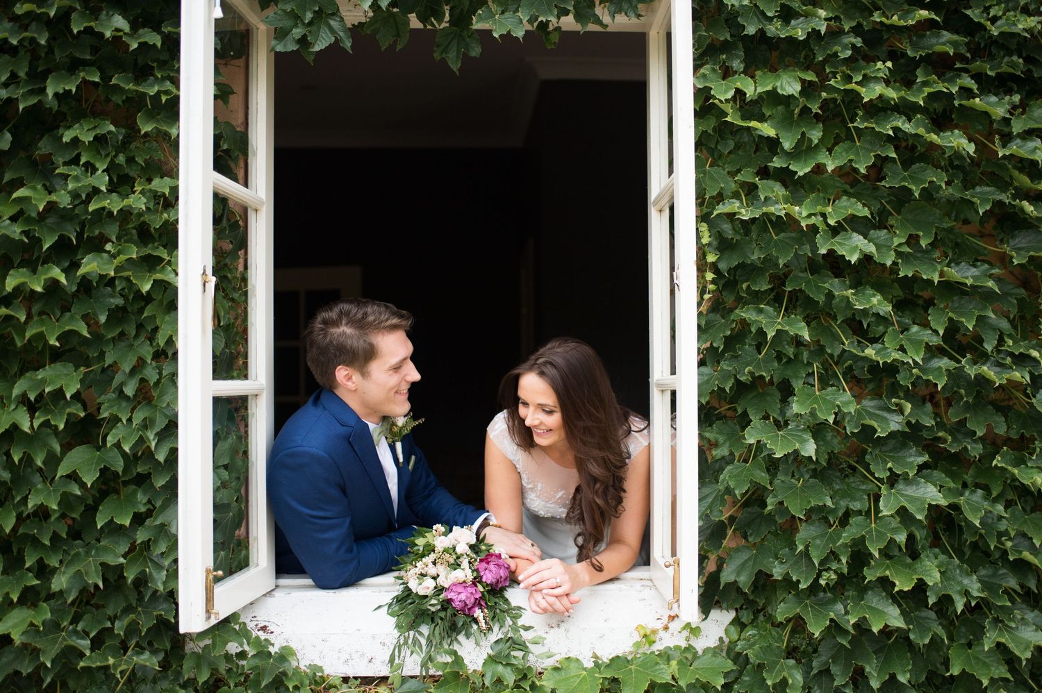 Tina Piltz photographs heartfelt family and wedding moments on location — serving Sutherland Shire, South Sydney & Sydney’s Eastern Suburbs.