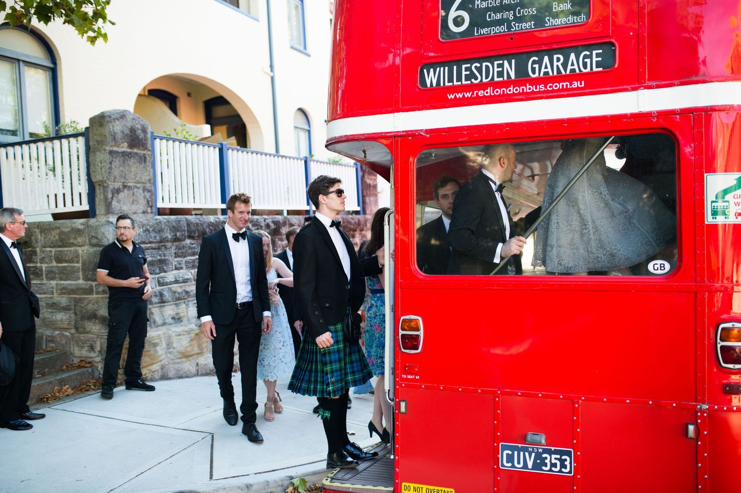 Tina Piltz photographs heartfelt family and wedding moments on location — serving Sutherland Shire, South Sydney & Sydney’s Eastern Suburbs.