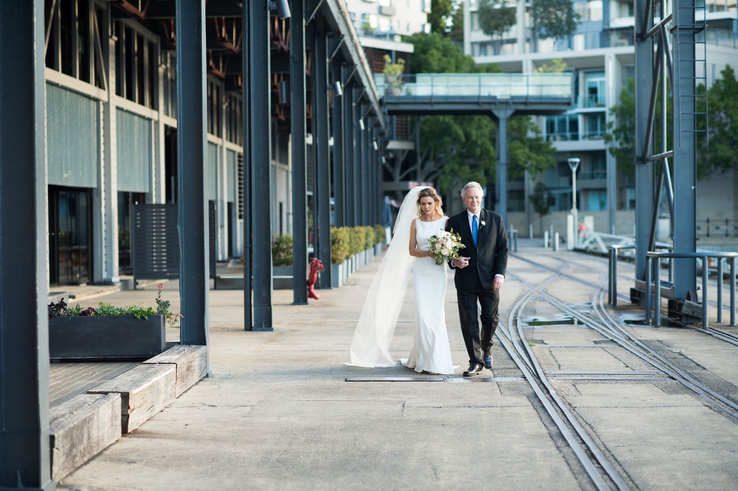 Tina Piltz photographs heartfelt family and wedding moments on location — serving Sutherland Shire, South Sydney & Sydney’s Eastern Suburbs.