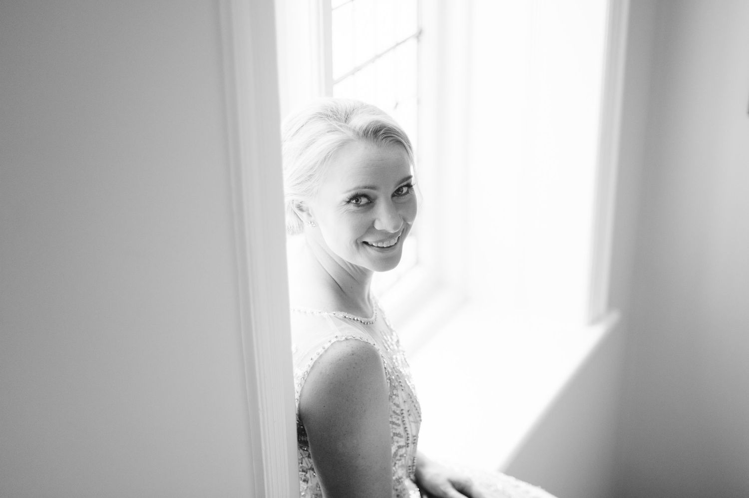 Tina Piltz photographs heartfelt family and wedding moments on location — serving Sutherland Shire, South Sydney & Sydney’s Eastern Suburbs.
