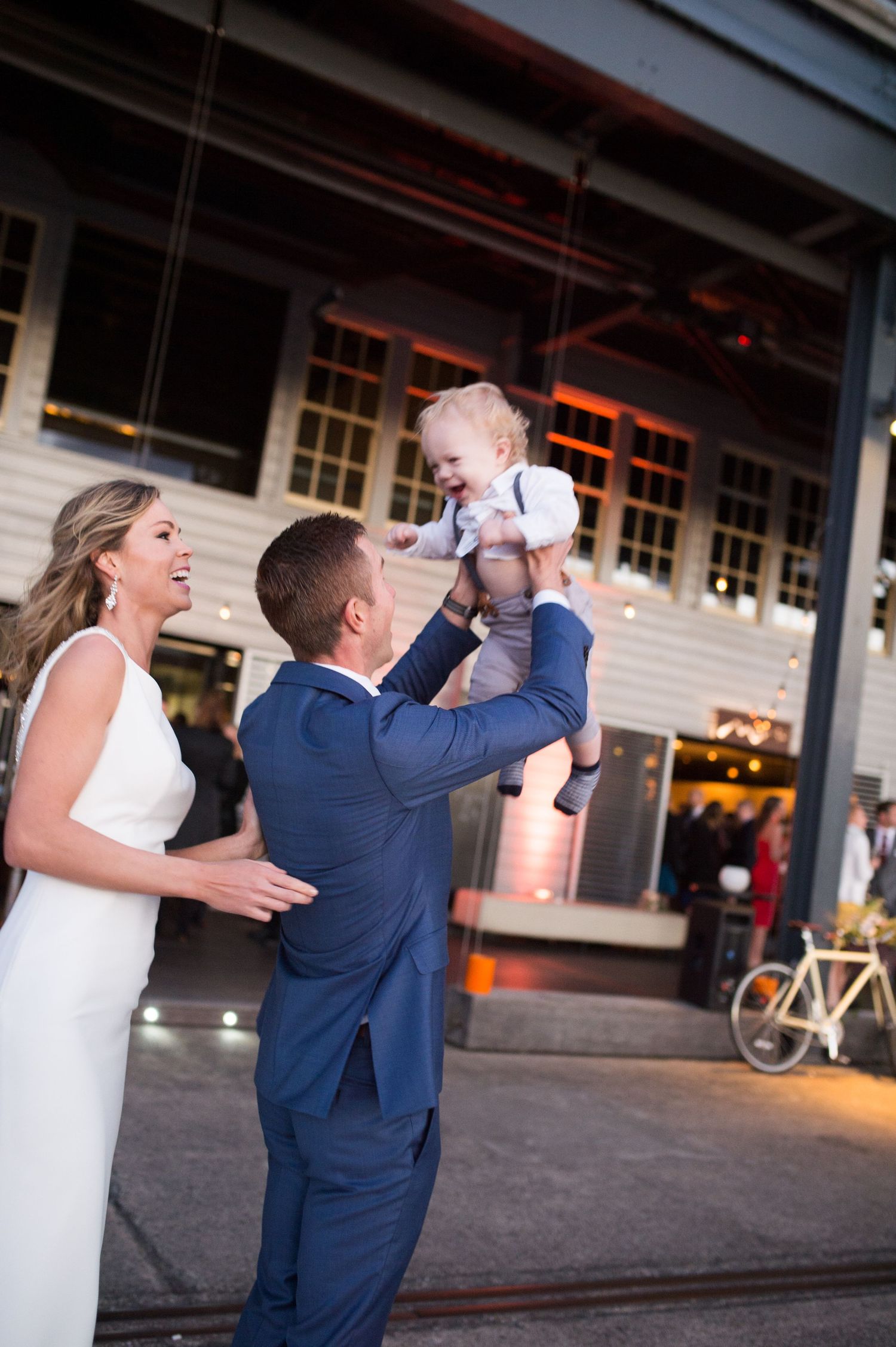 Tina Piltz photographs heartfelt family and wedding moments on location — serving Sutherland Shire, South Sydney & Sydney’s Eastern Suburbs.