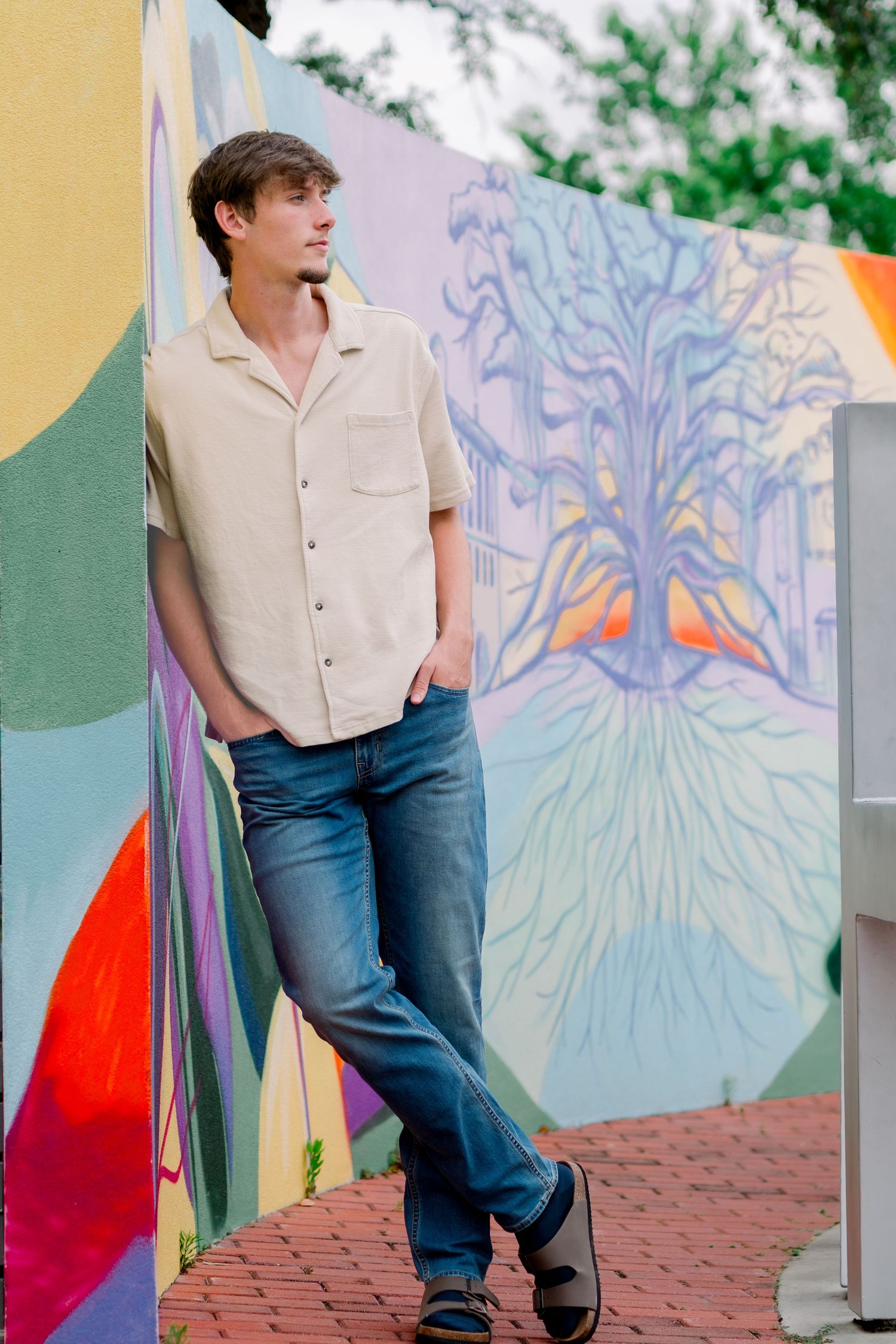senior session in downtown hammond