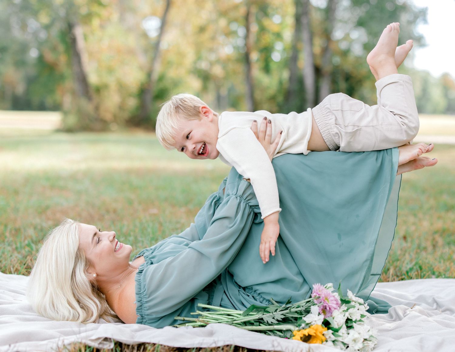 mommy and me outdoor session