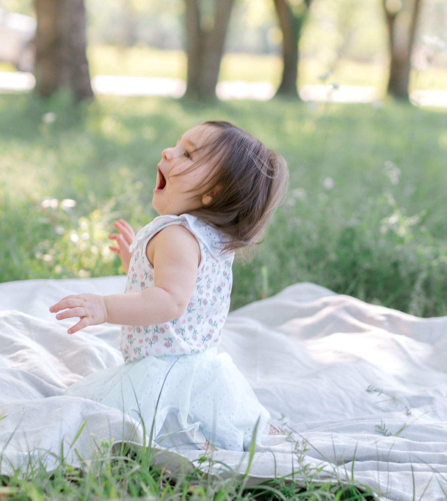 one year child outdoor session