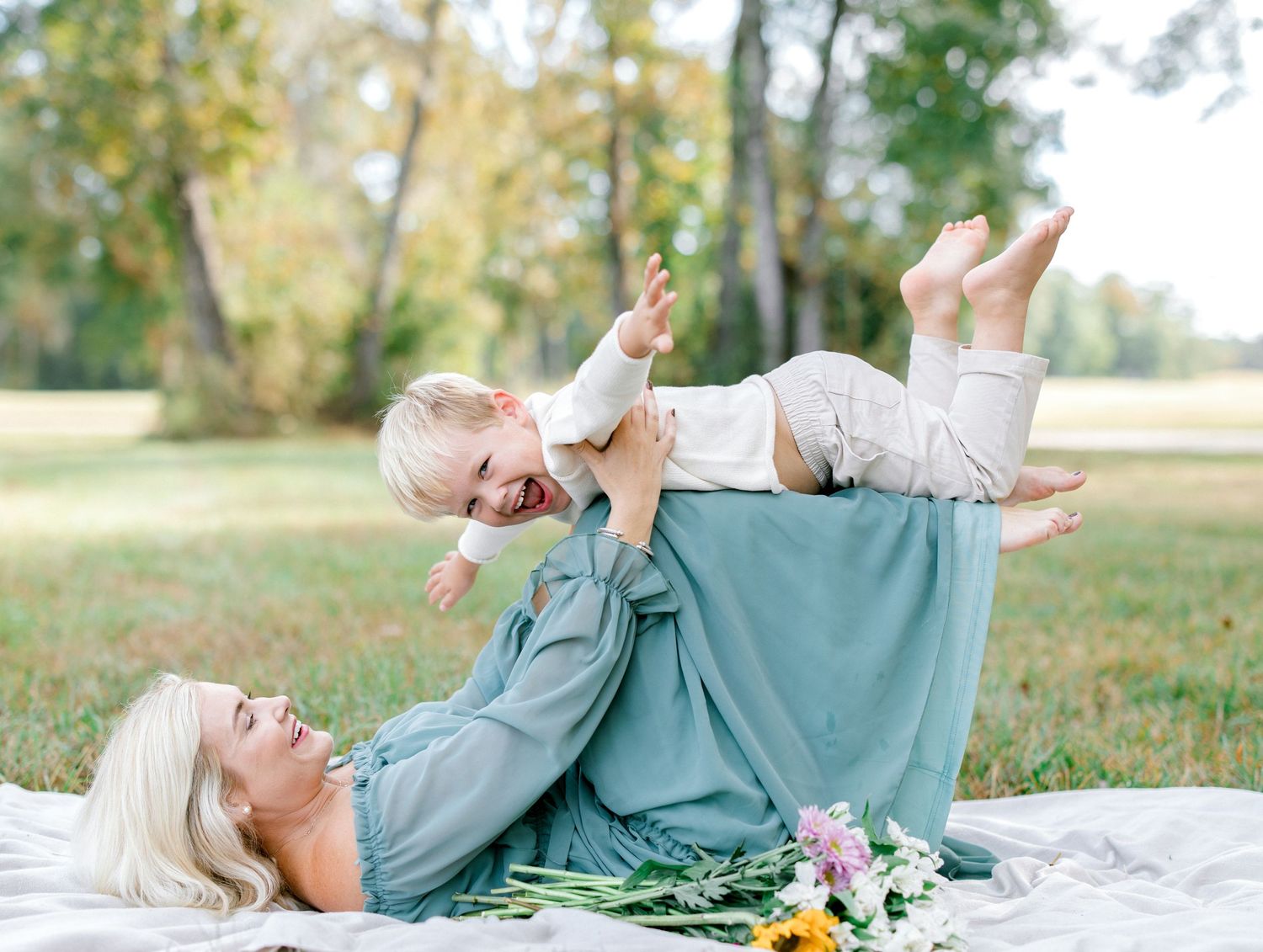 mommy and me outdoor session