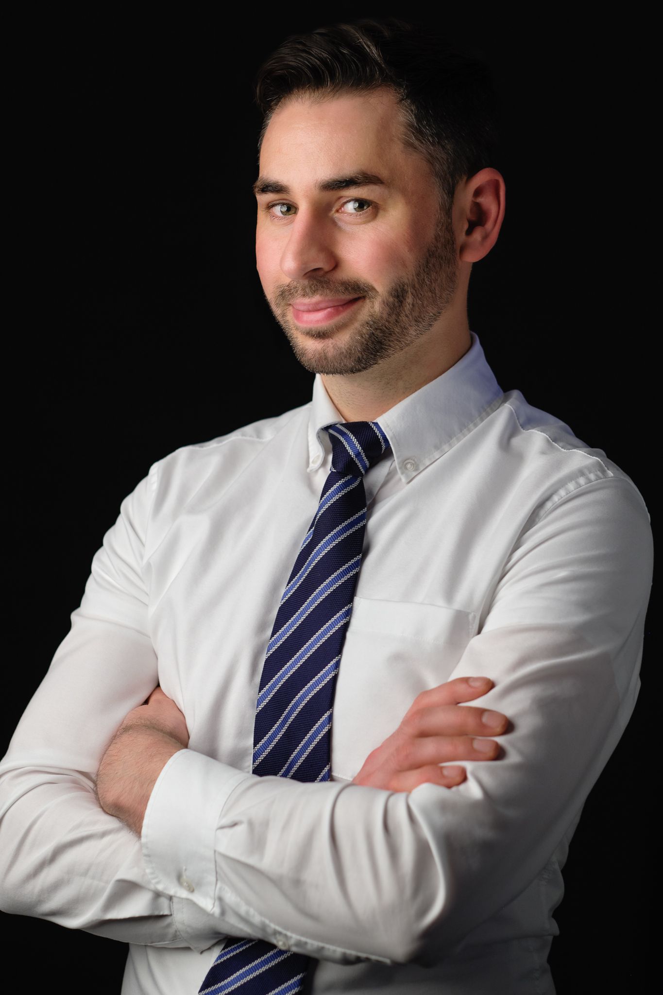 London studio headshot session – corporate portrait of male
