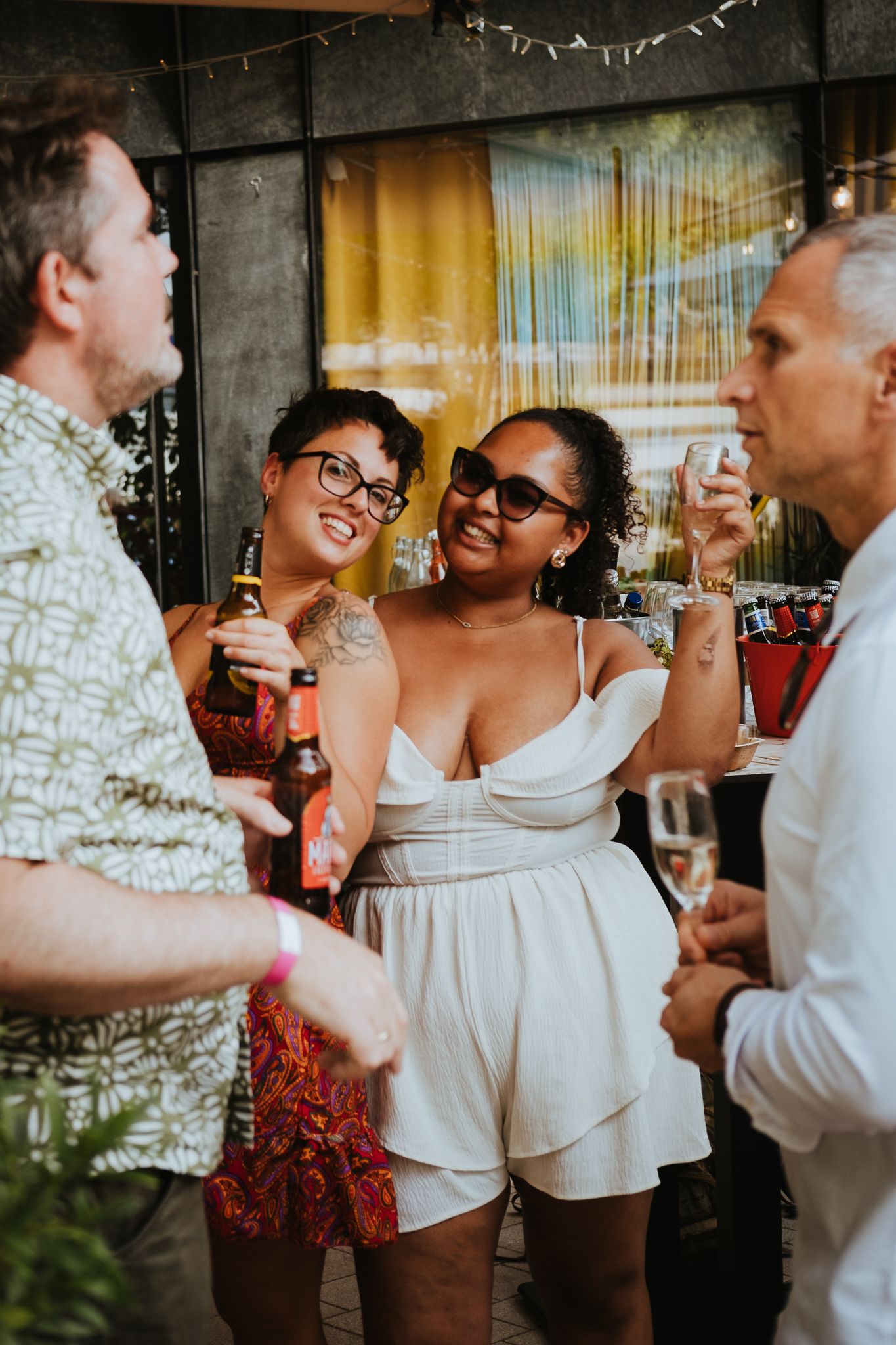 summer event photography in London – relaxed outdoor gathering with food and drinks