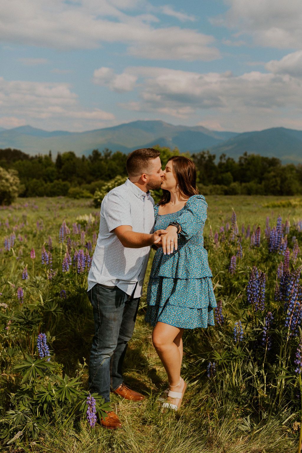 Surprise engagement in the White Mountains NH