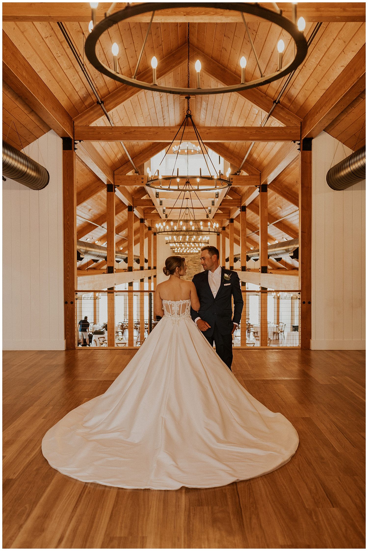 NH wedding planning tips