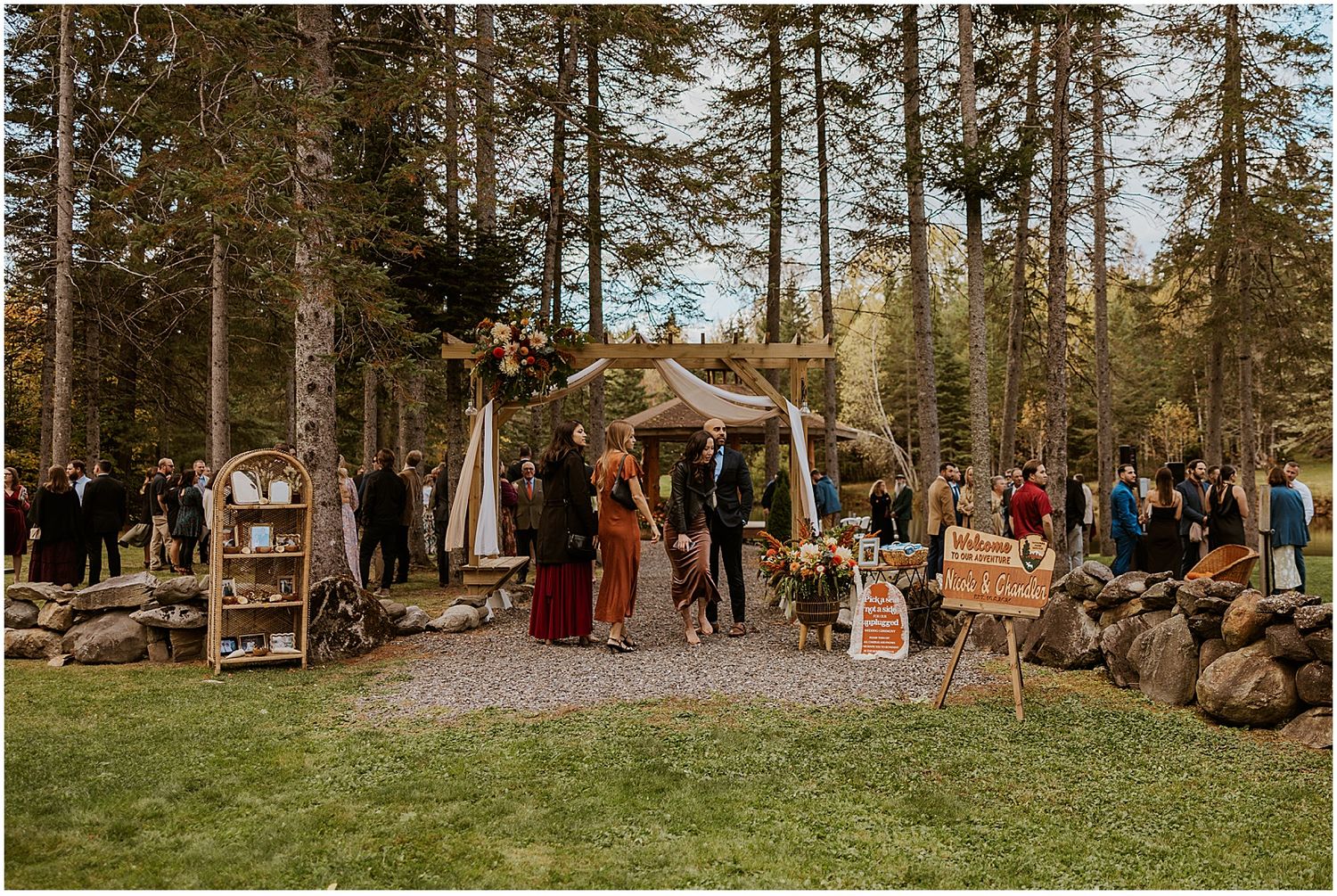 NH wedding ceremony outside in the fall Robin Easler Photography