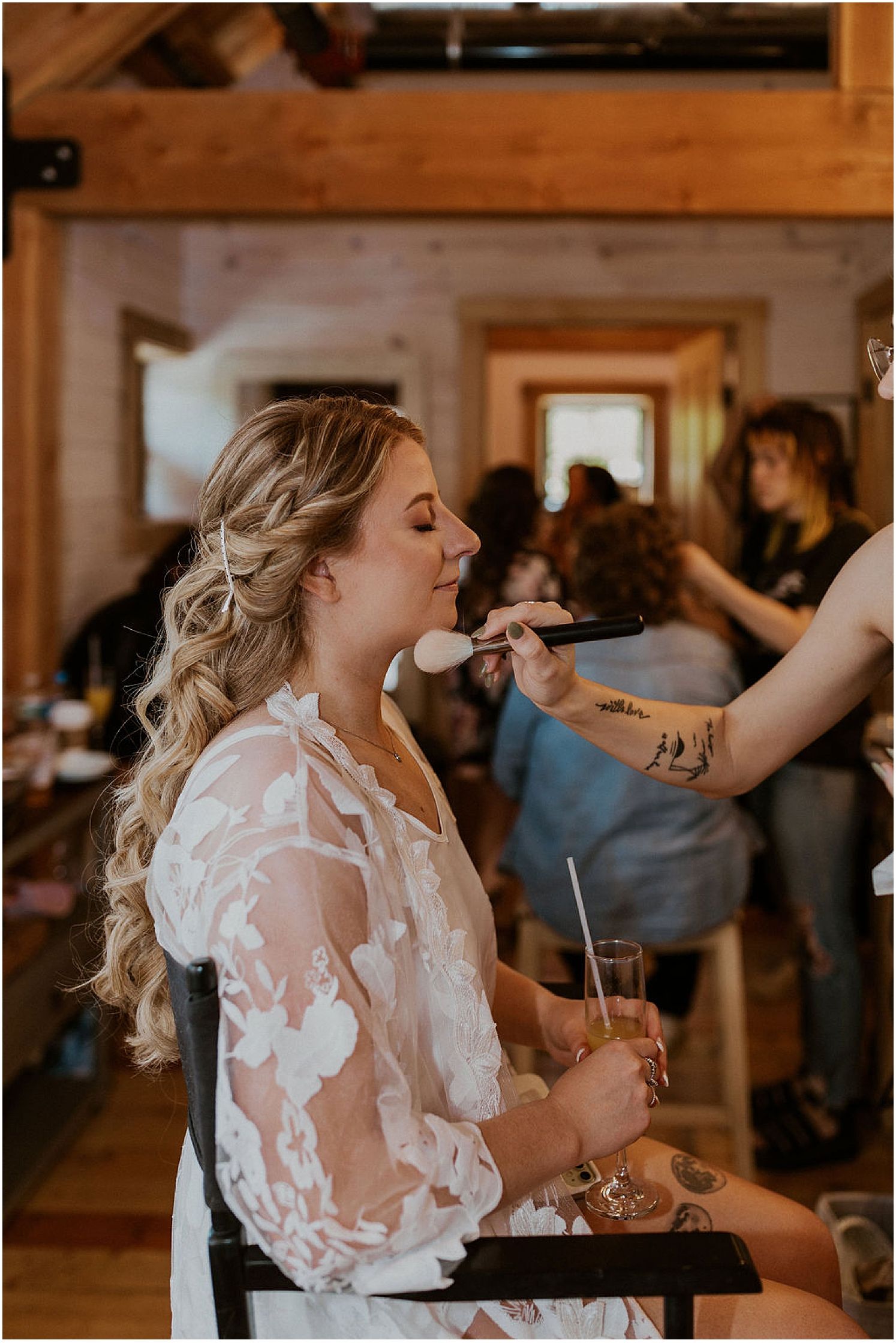 NH bride getting ready photos