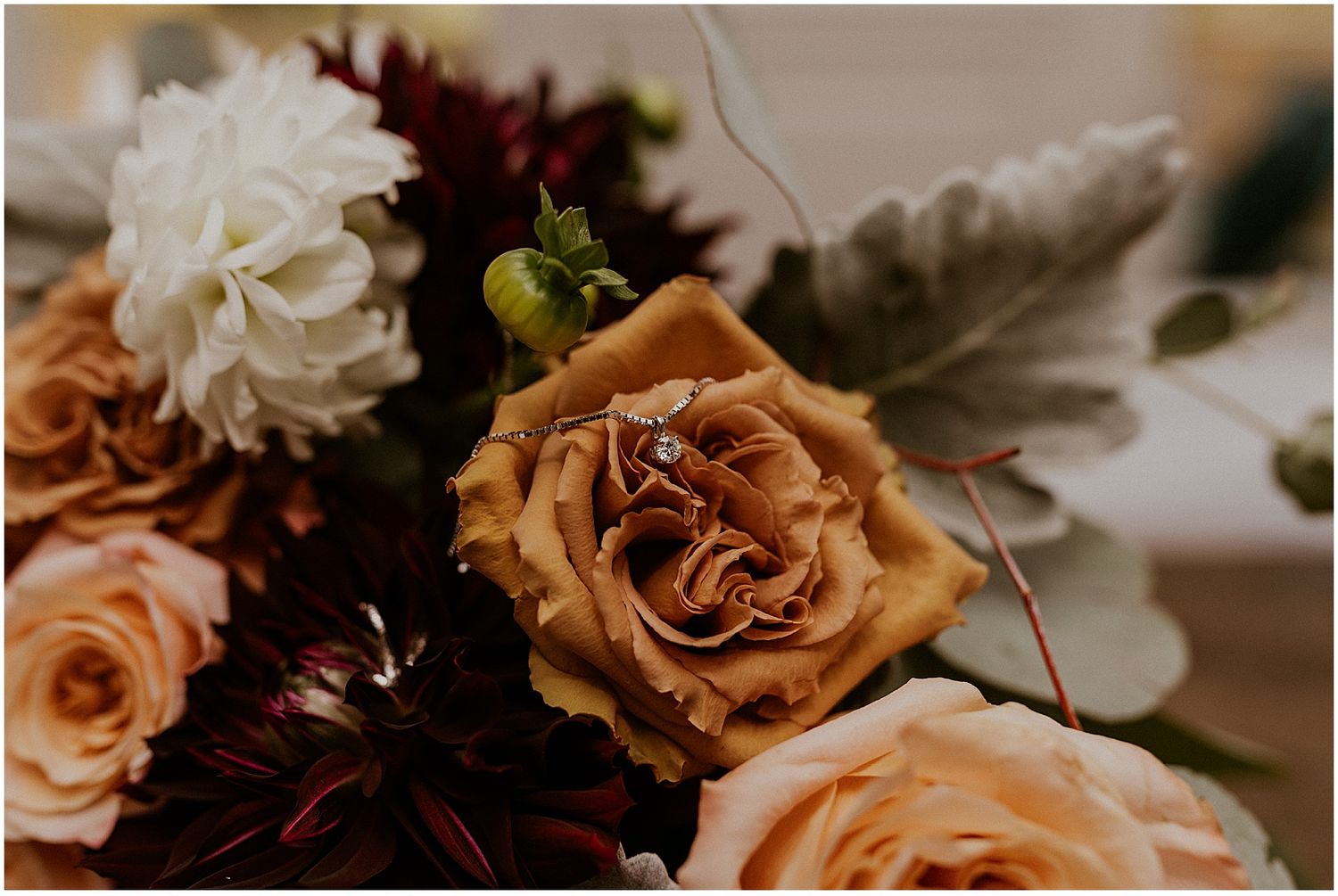 Fall tones bridal bouquet for NH wedding