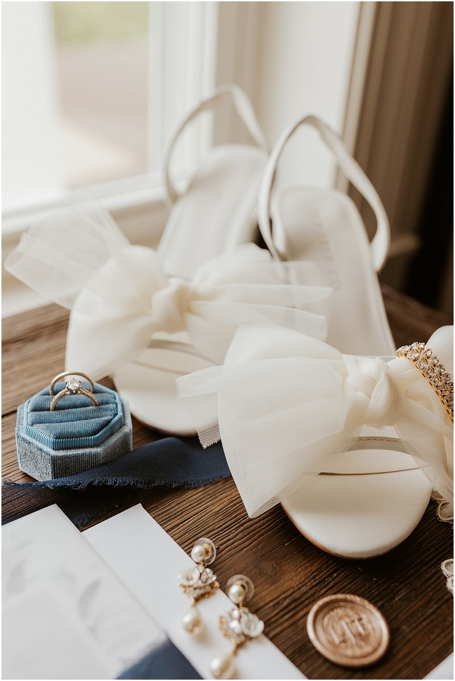 bridal details for New Hampshire mountain wedding