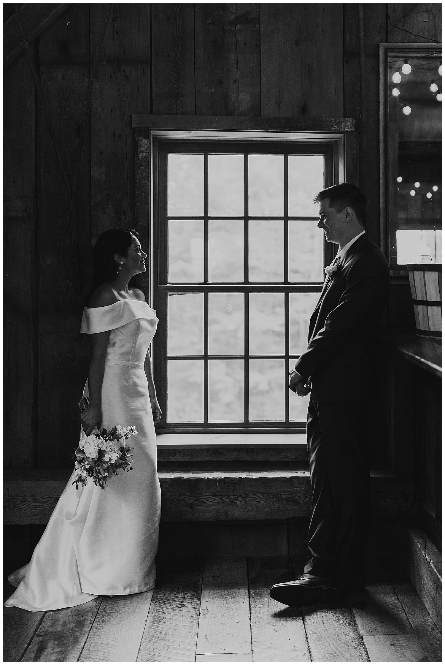 NH wedding photographer wedding planning tips