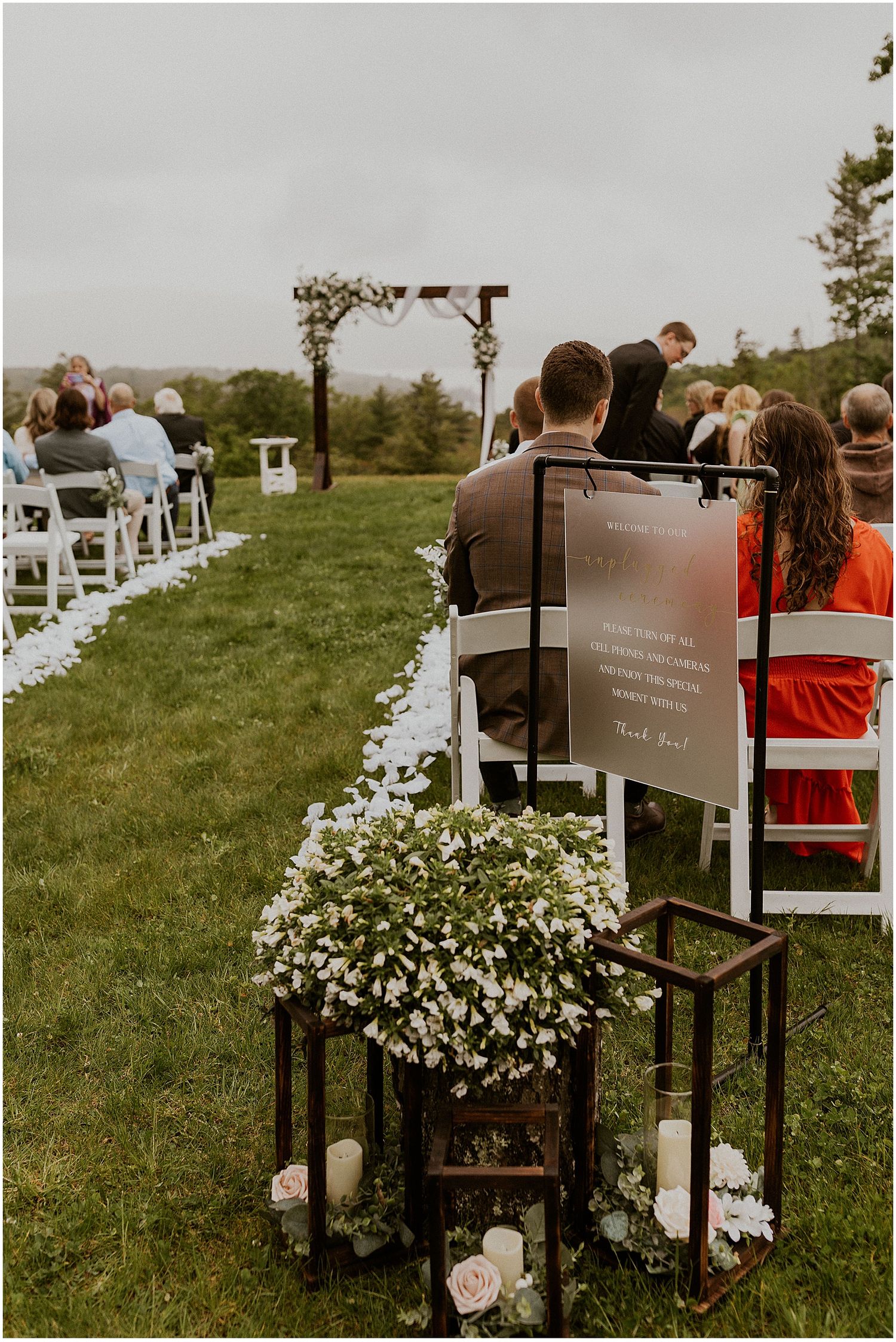 NH wedding rainy outdoor ceremony