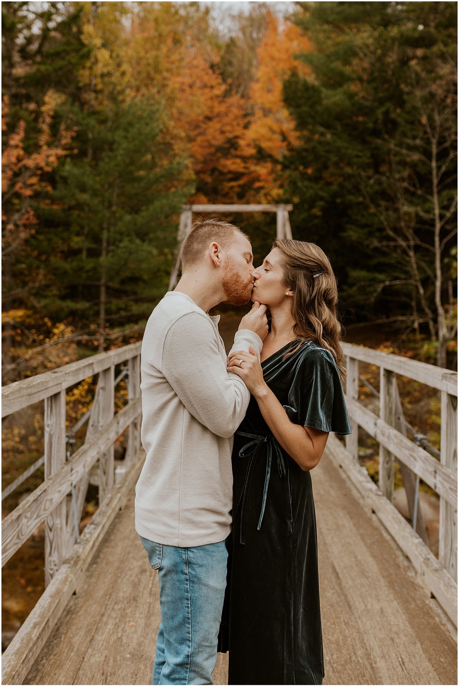 Fall Engagement Photos in The White Mountains - New Hampshire Wedding  Photographer - Robin Easler Photography