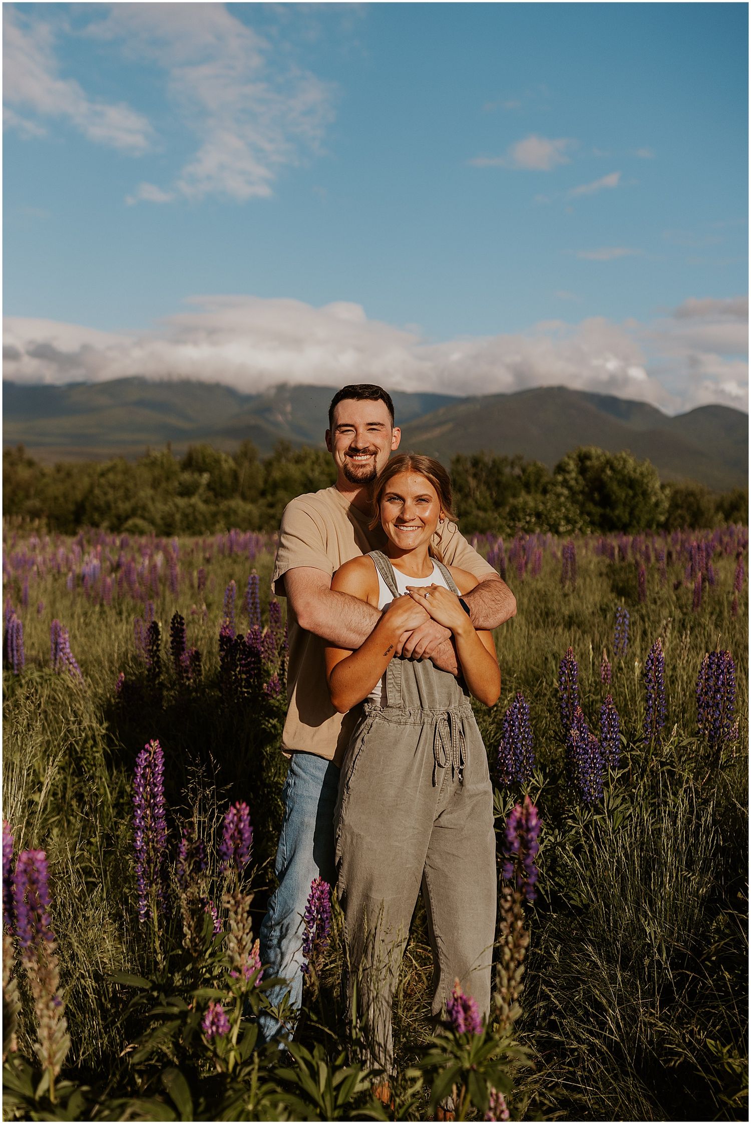 Summer engagement photos in NH - Robin Easler Photography